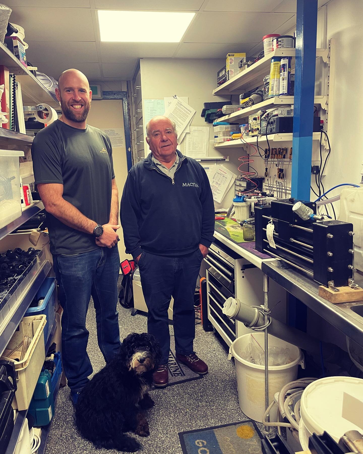 This morning we had Rob from @hmsoardacious visit us for a watermaker familiarisation session! He also got to meet Arthur the Cockapoo 🐶 #makewaterwithmactra #worldstoughestrowatlantic #schenkerwatermakers