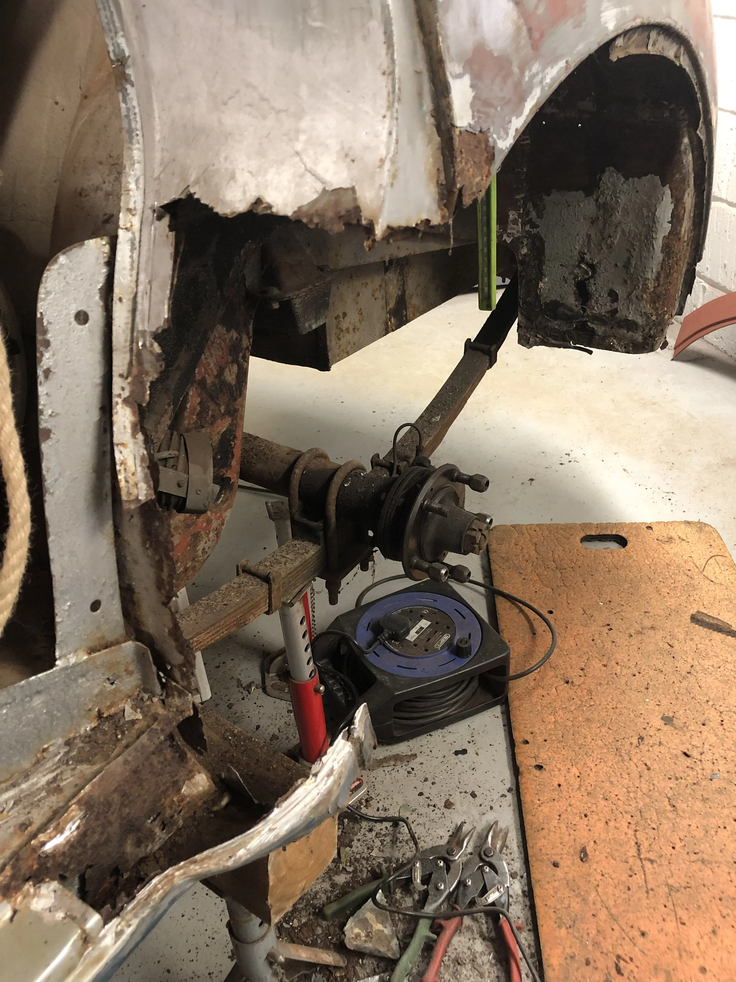 Nearside wheelarch with rusted panels removed