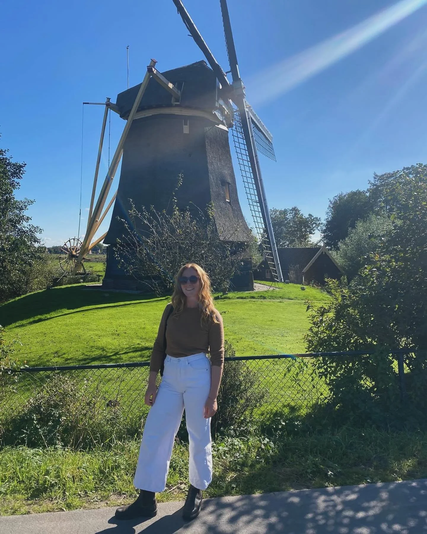 Spent the weekend celebrating 🙌 

4 years in Amsterdam🇳🇱4 years of studying come to an end 💆&zwj;♀️
4 years of building community and friendship and a home 🏠 

4 years in and I&rsquo;m finally starting Dutch lessons&hellip; dus laten we nederlan