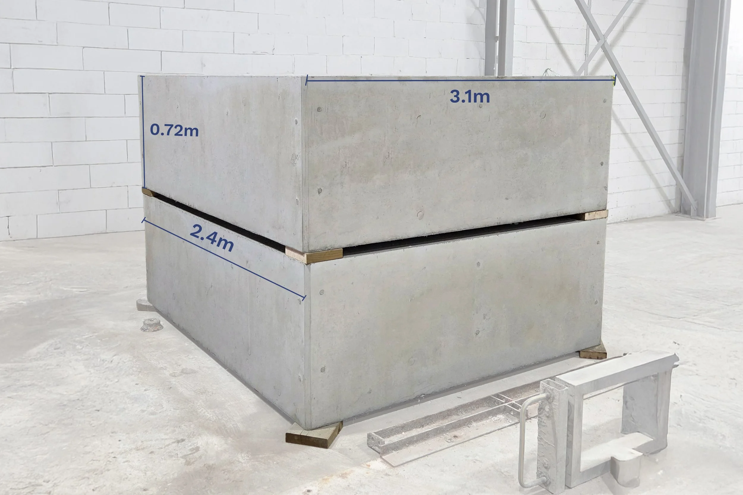 L-concrete-pontoon-measures.jpg