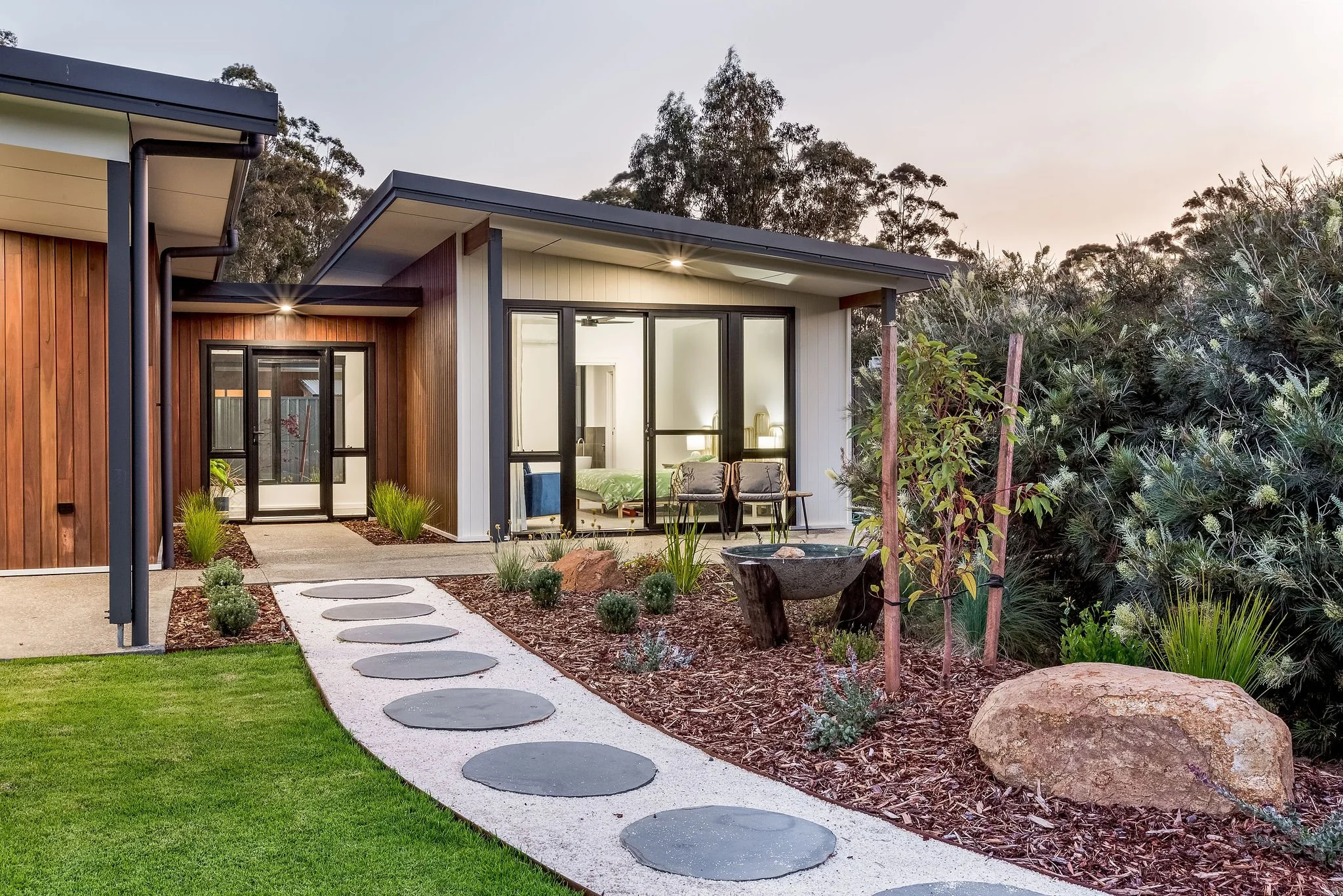 Heron103_Externals-23.jpg