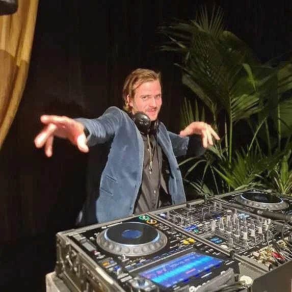 Antoine Cabaret Festival9.jpg