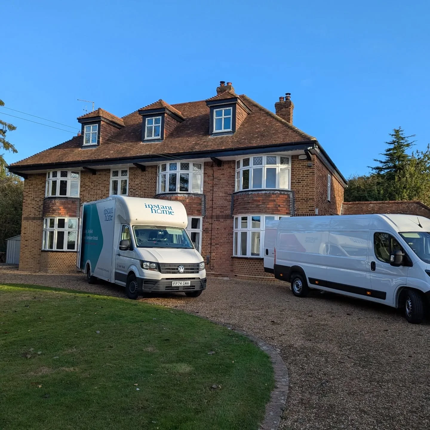 It's staging day in Caxton. 

Today we get to put the finishing touches on all the hard work that has happened over the last few months. Including full redecoration, new carpets and a kitchen  respray. 

It's not always necessary to do such an extens
