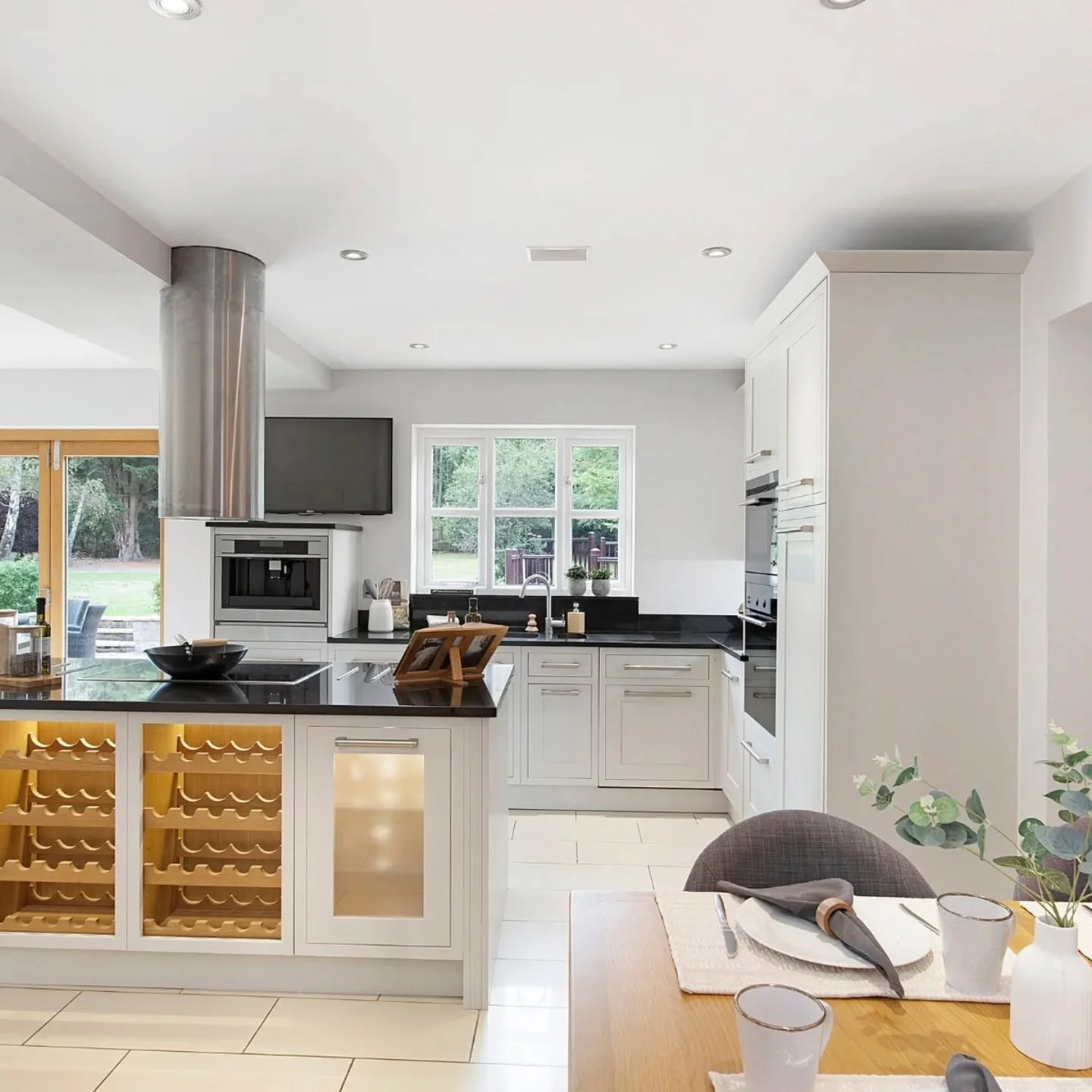 Transforming a Kitchen

Imagine viewing both these rooms on Rightmove which would you remember, which house would you want to see more of? 

On this recent project we helped to reimagine this kitchen. 

The kitchen was good quality but looked tired a