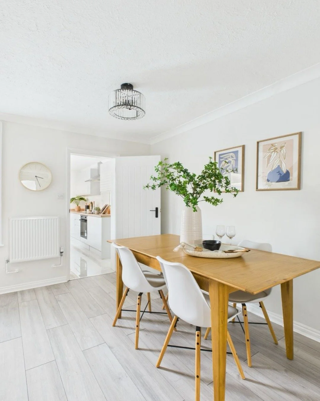 My first stage of 2026 in Newmarket was a great success:
 
Staged on Thursday
Went live on Friday
3 Viewings on Saturday
3 Offers by Sunday
Best and final offers on Monday
Sold on Tuesday
 
It sold for &pound;7,500 over the asking price - this amount