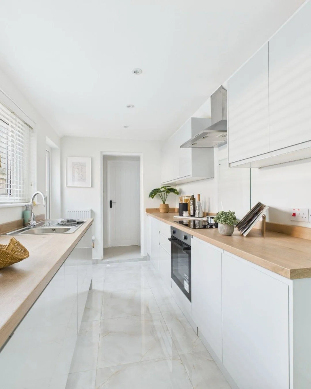 So staging is for big high value properties?

Yes and no

It is true that a lot of homes I work on are big and high value often over a million.

But they don't have to be.

Some of my best headline success stories come from smaller more modest projec