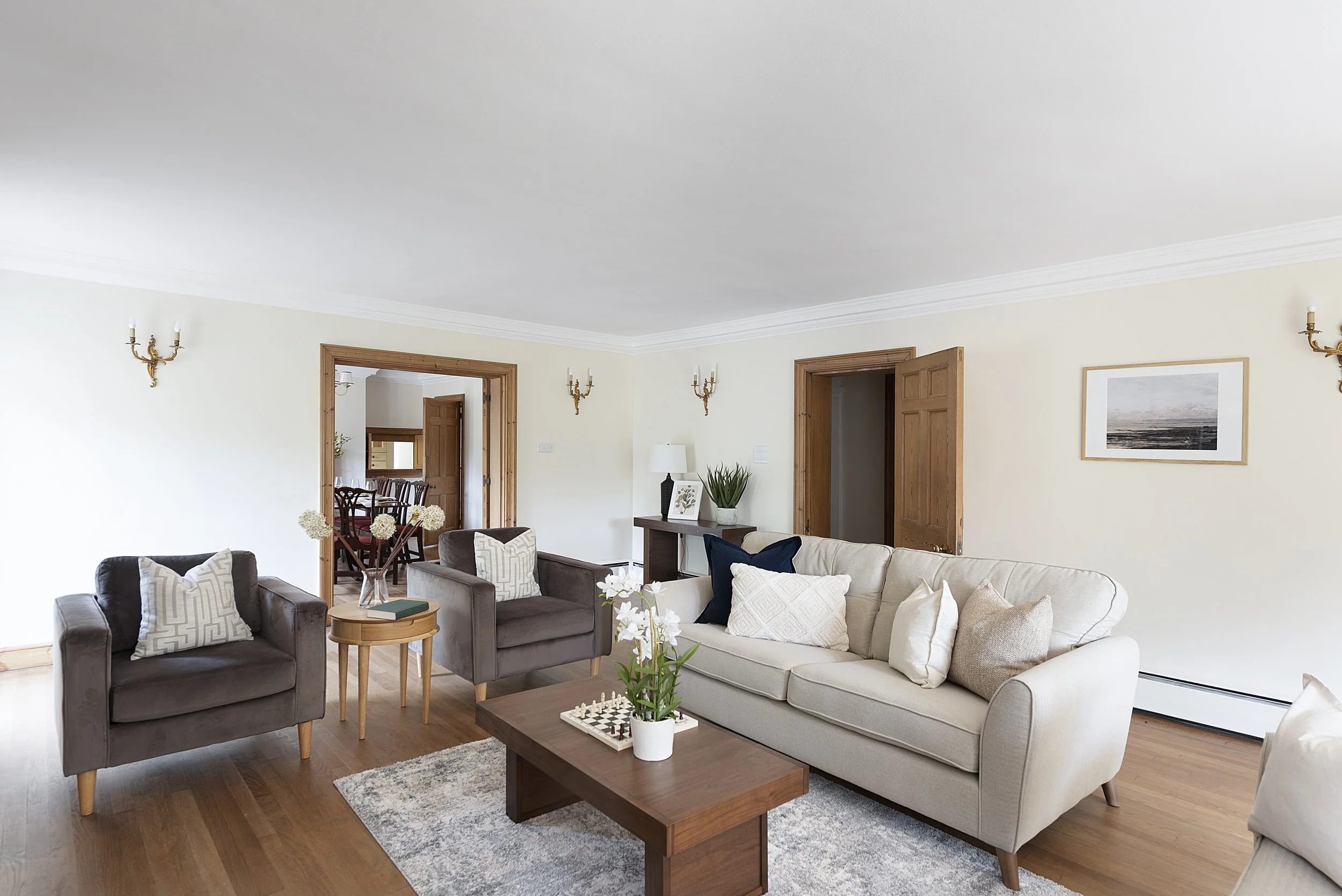Elsworth Lodge ph18.jpg
