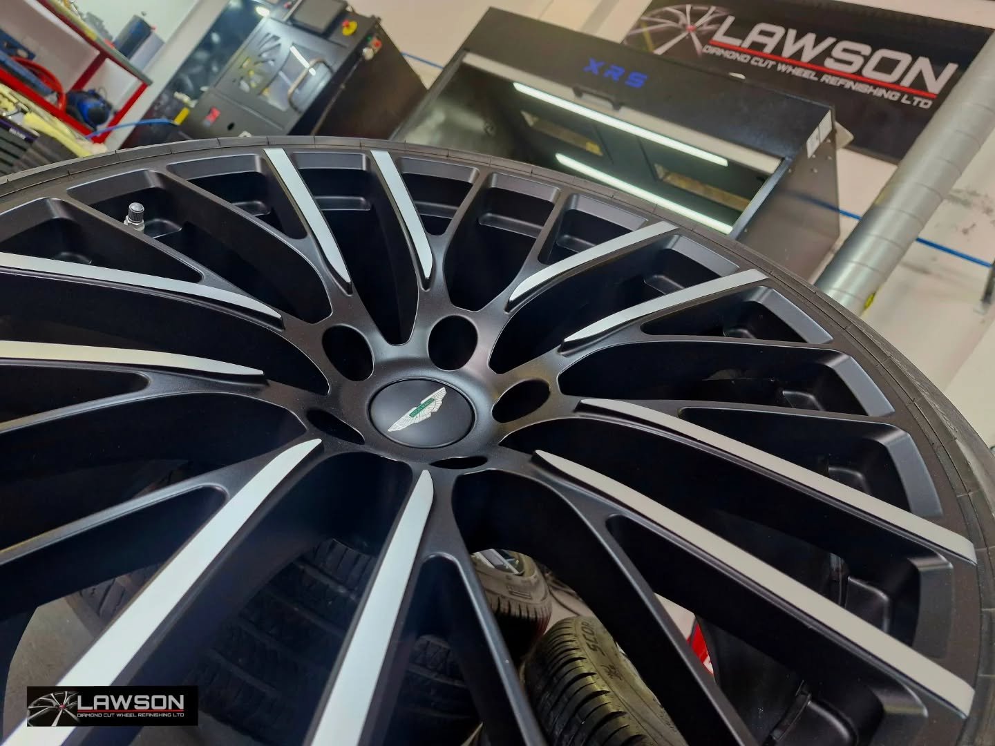 Another busy week at Lawson DCR 👏
With lots of Wheel Sales, Valets, Machine Polishing, Ceramic's and Diamond Cut Repairs... 

Thank you to all our customers 👍

For all your Alloy Wheel Repair, Sales and Valeting requirements ..
Contact us with the 