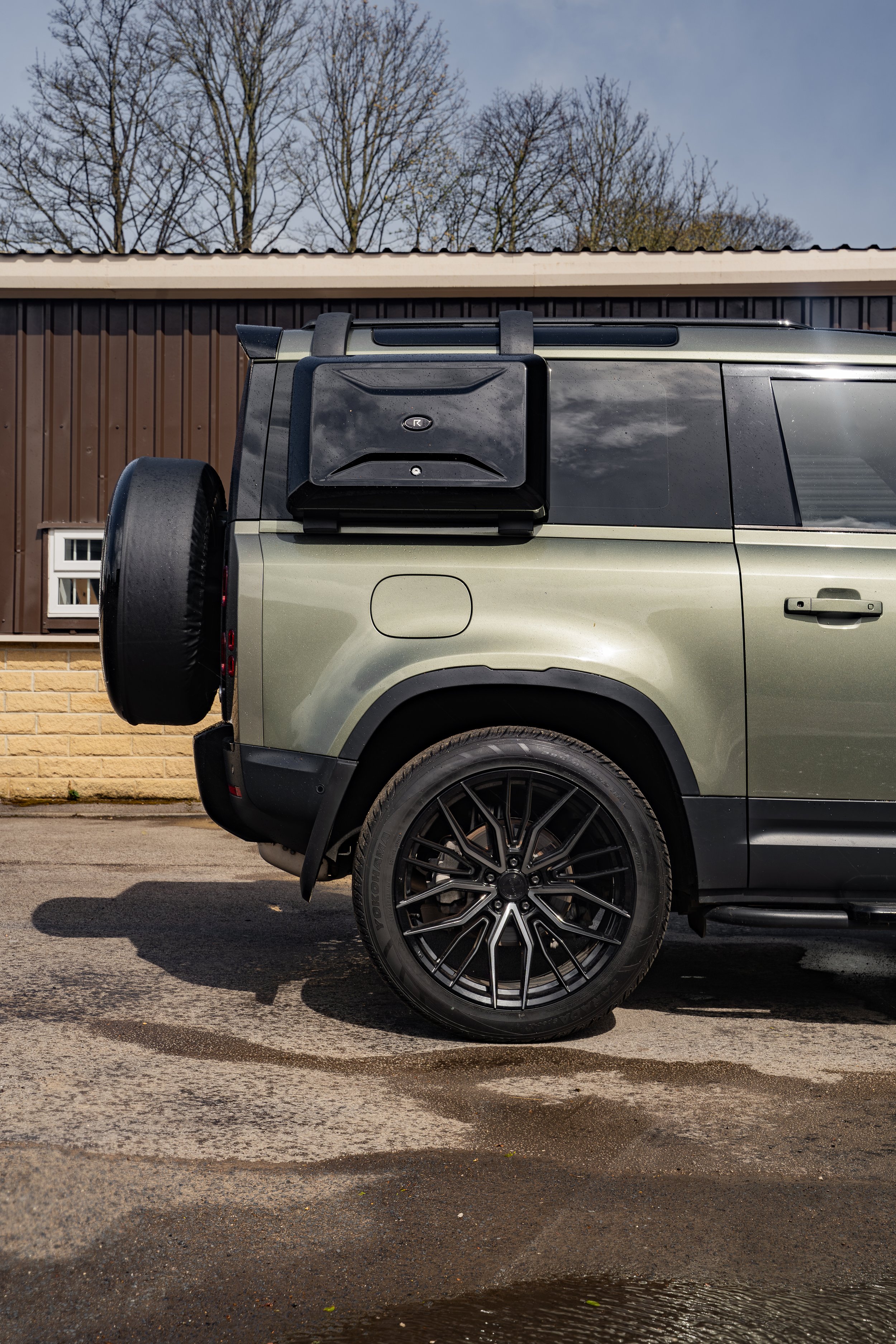 Land Rover Defender 90 Riviera RF9 BPDT 31.jpg