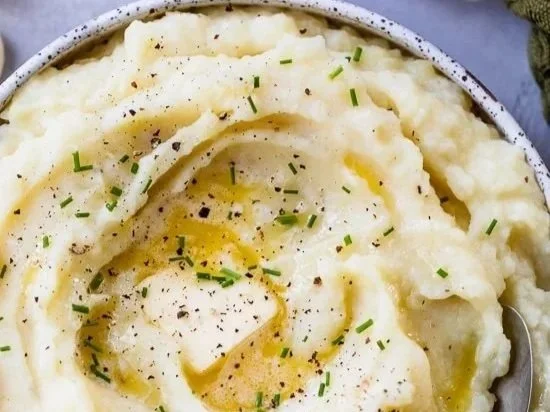 Garlic-Mashed-Potatoes-7.jpg