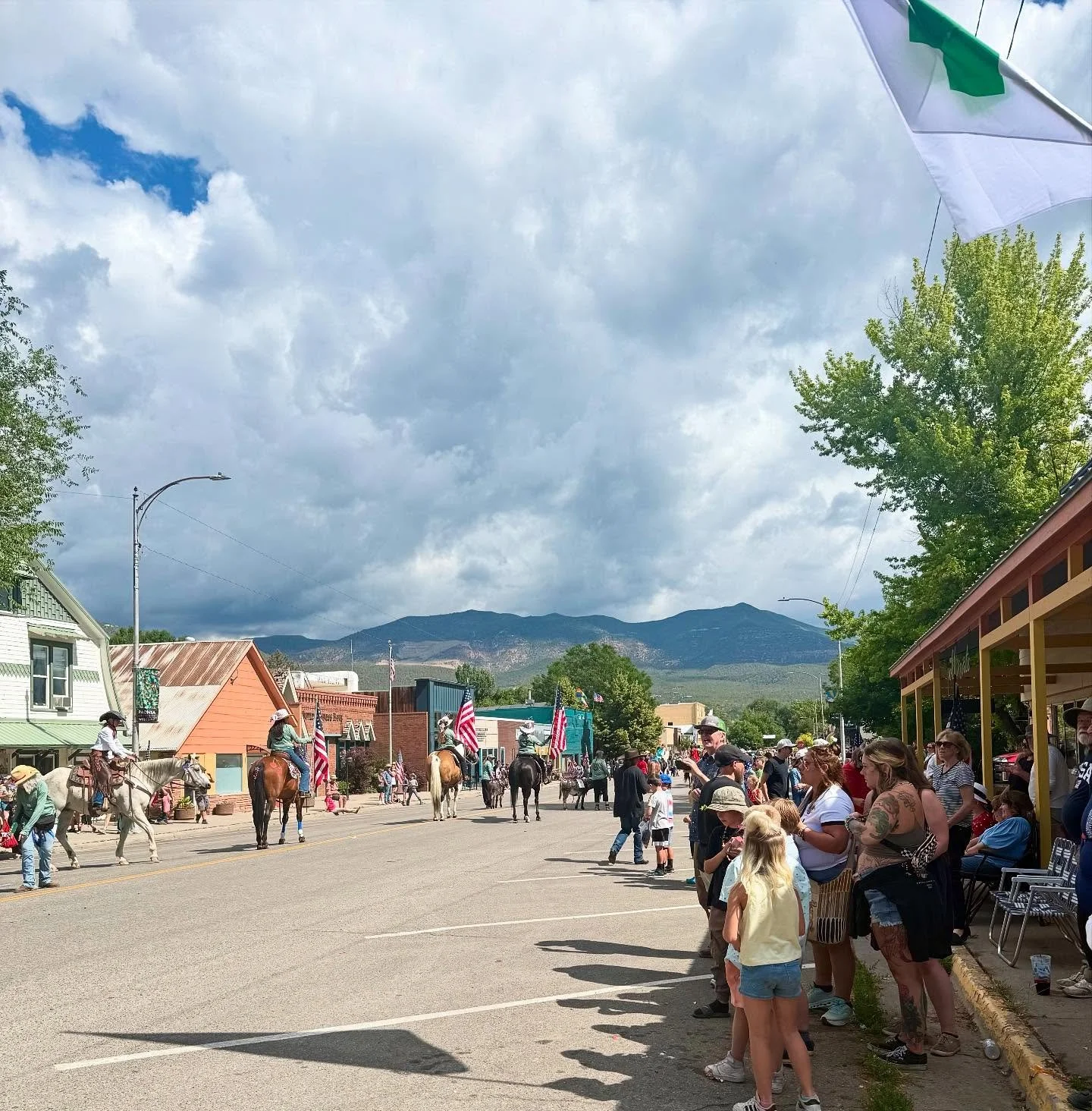 HAPPY CHERRY DAYS PAONIA!