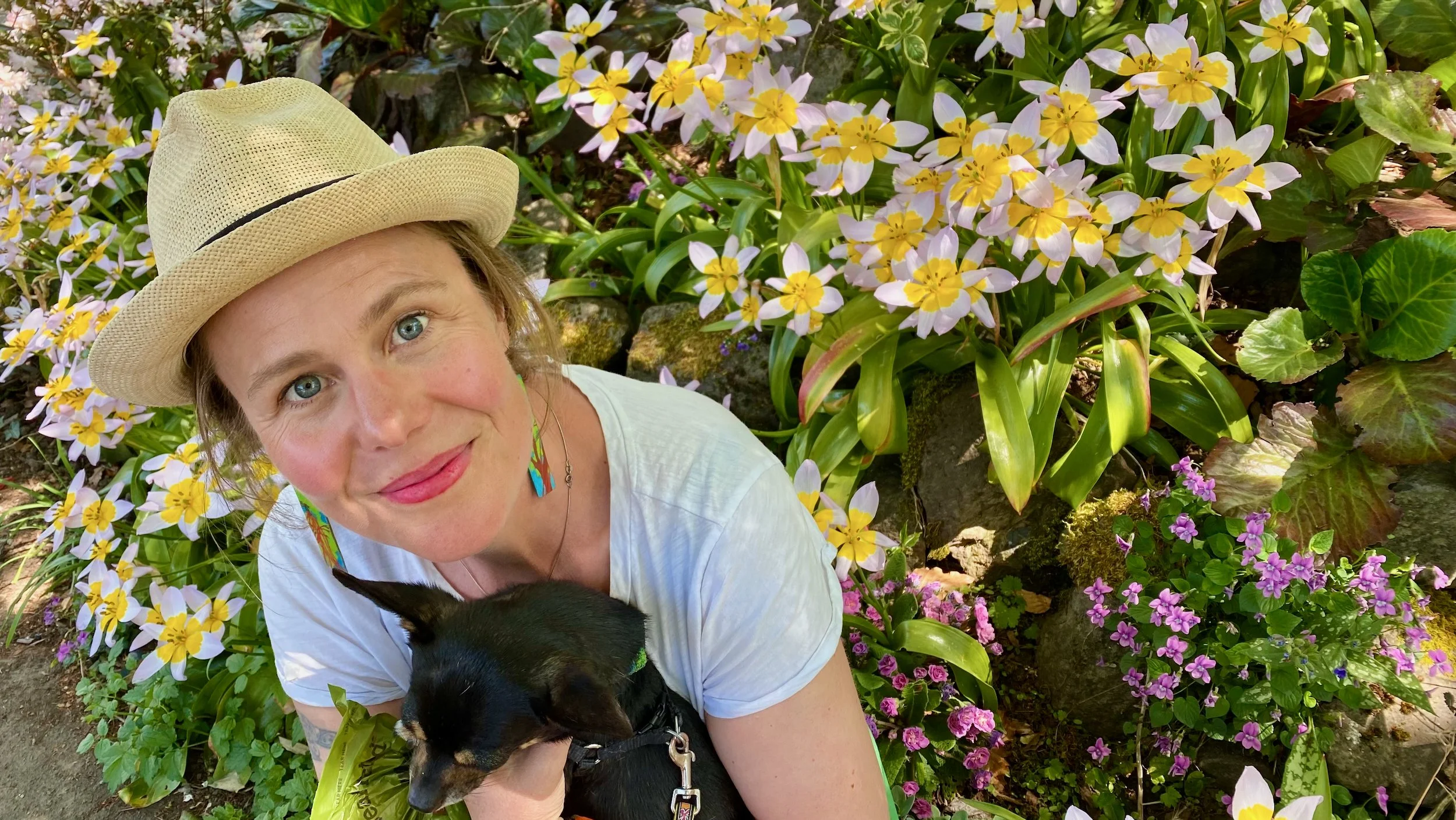Ria de Neeve, Astrologer