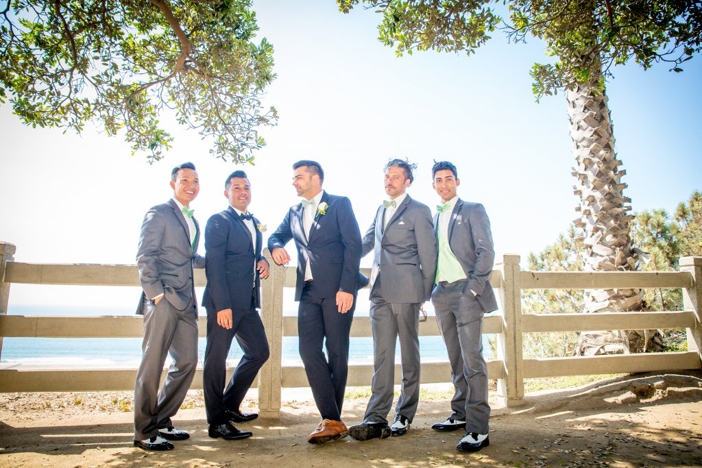 groomsmen-posing-on-the-bluff-in-santa-monica.jpg