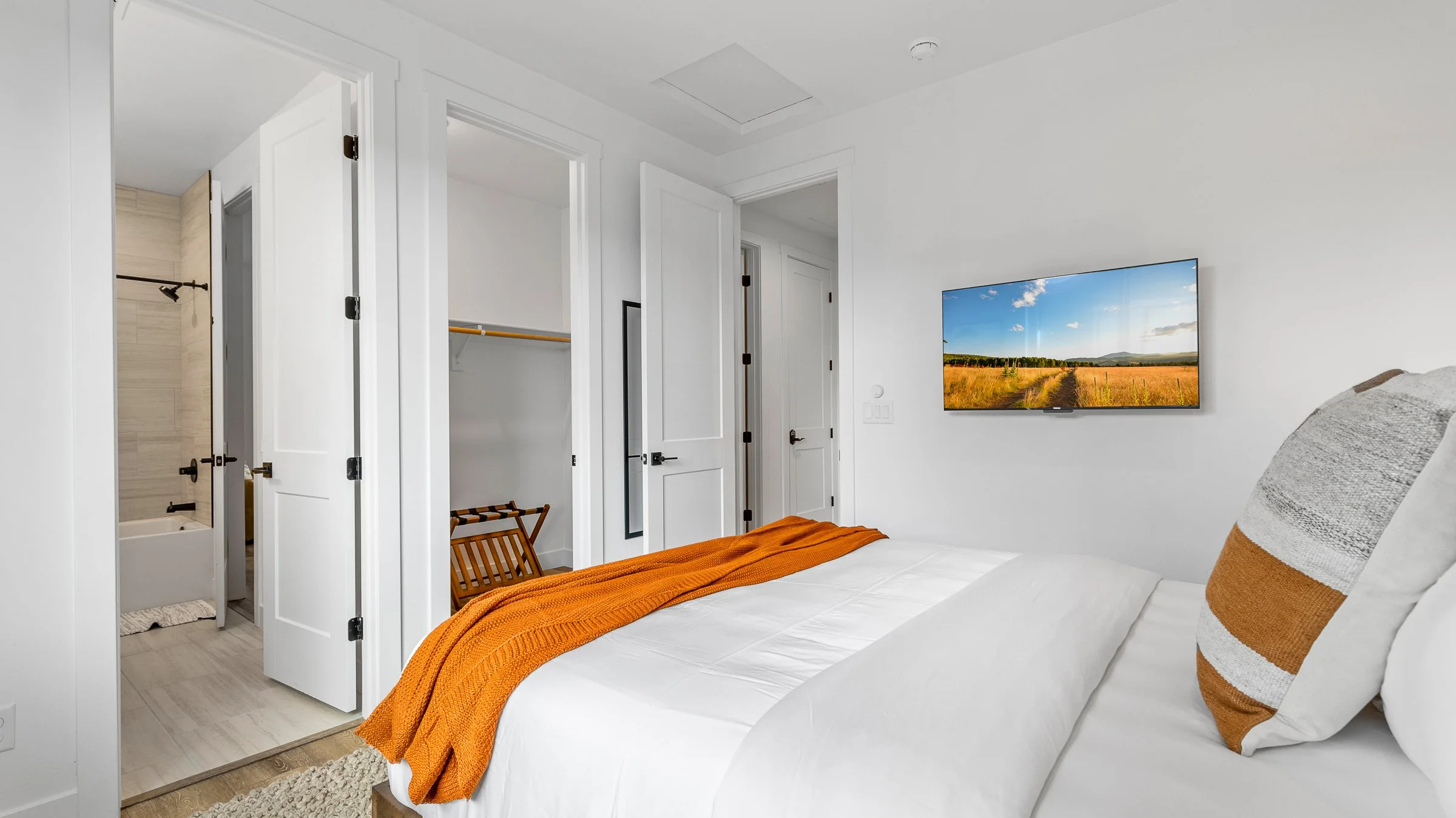 2613 S Hydra Ln-47.jpg