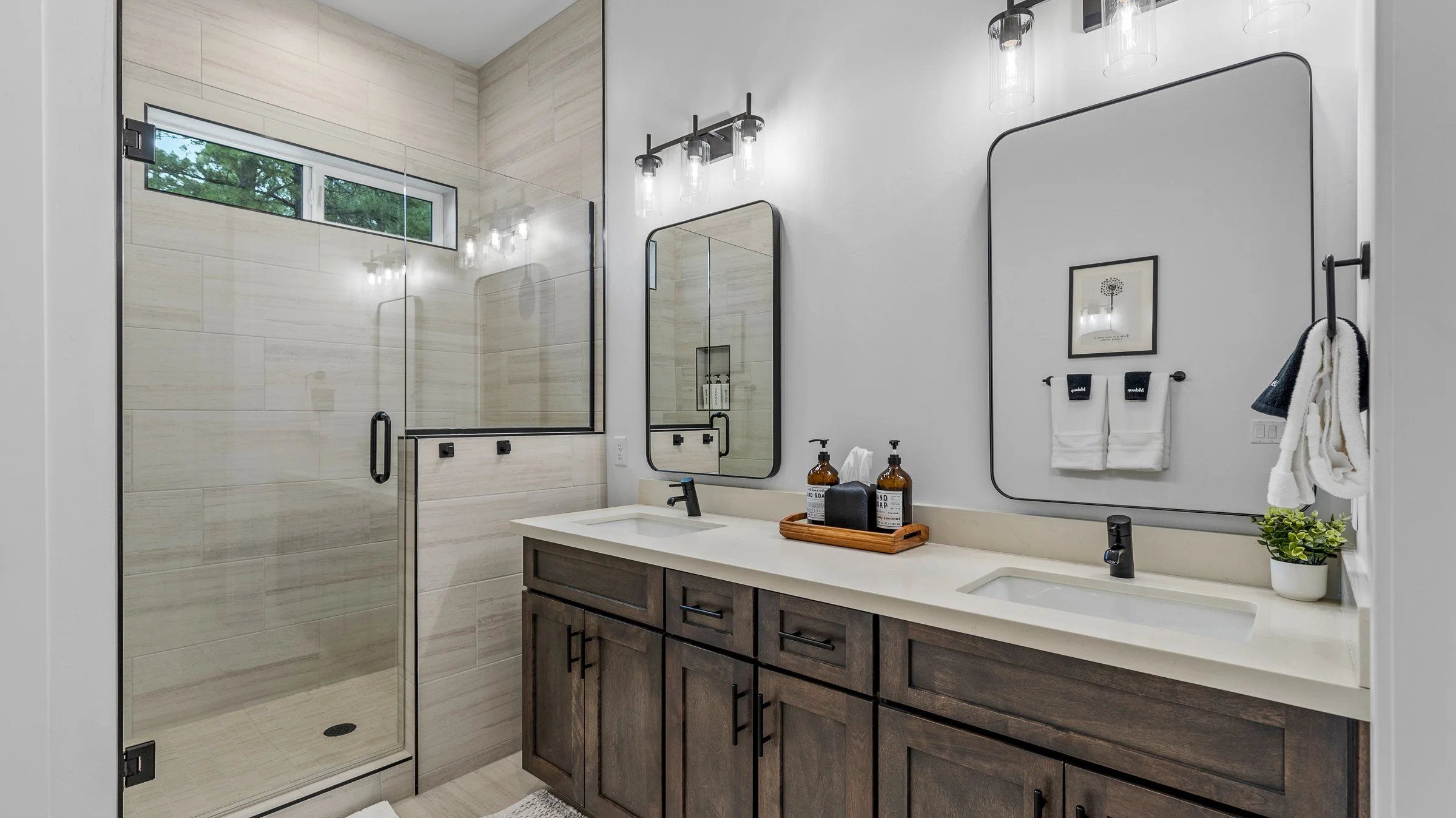 2613 S Hydra Ln-36.jpg