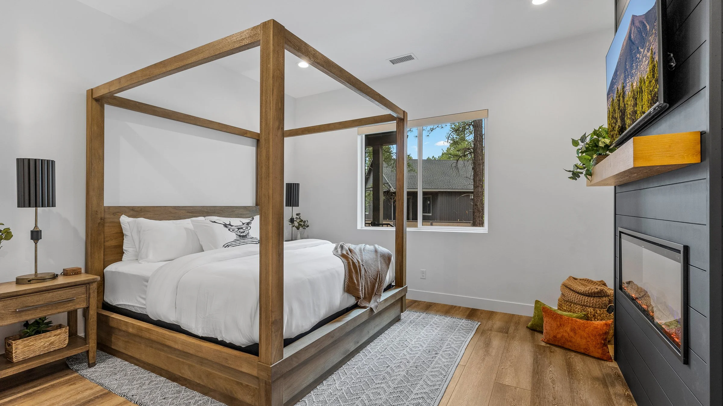 2613 S Hydra Ln-34.jpg