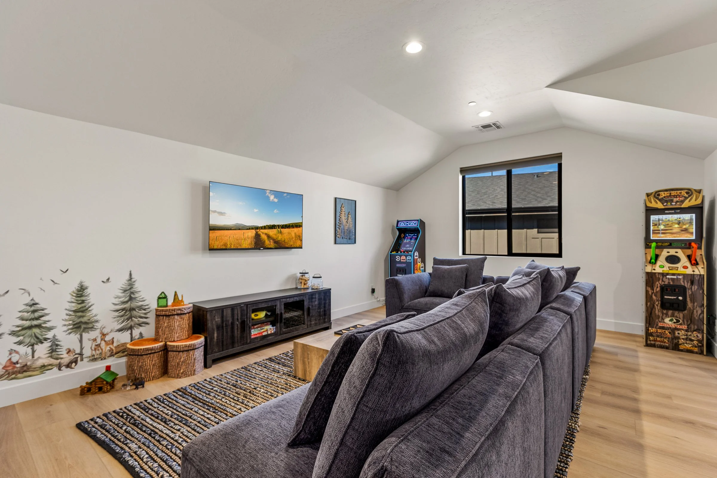 2595 S Cottonrose Ln-31.jpg