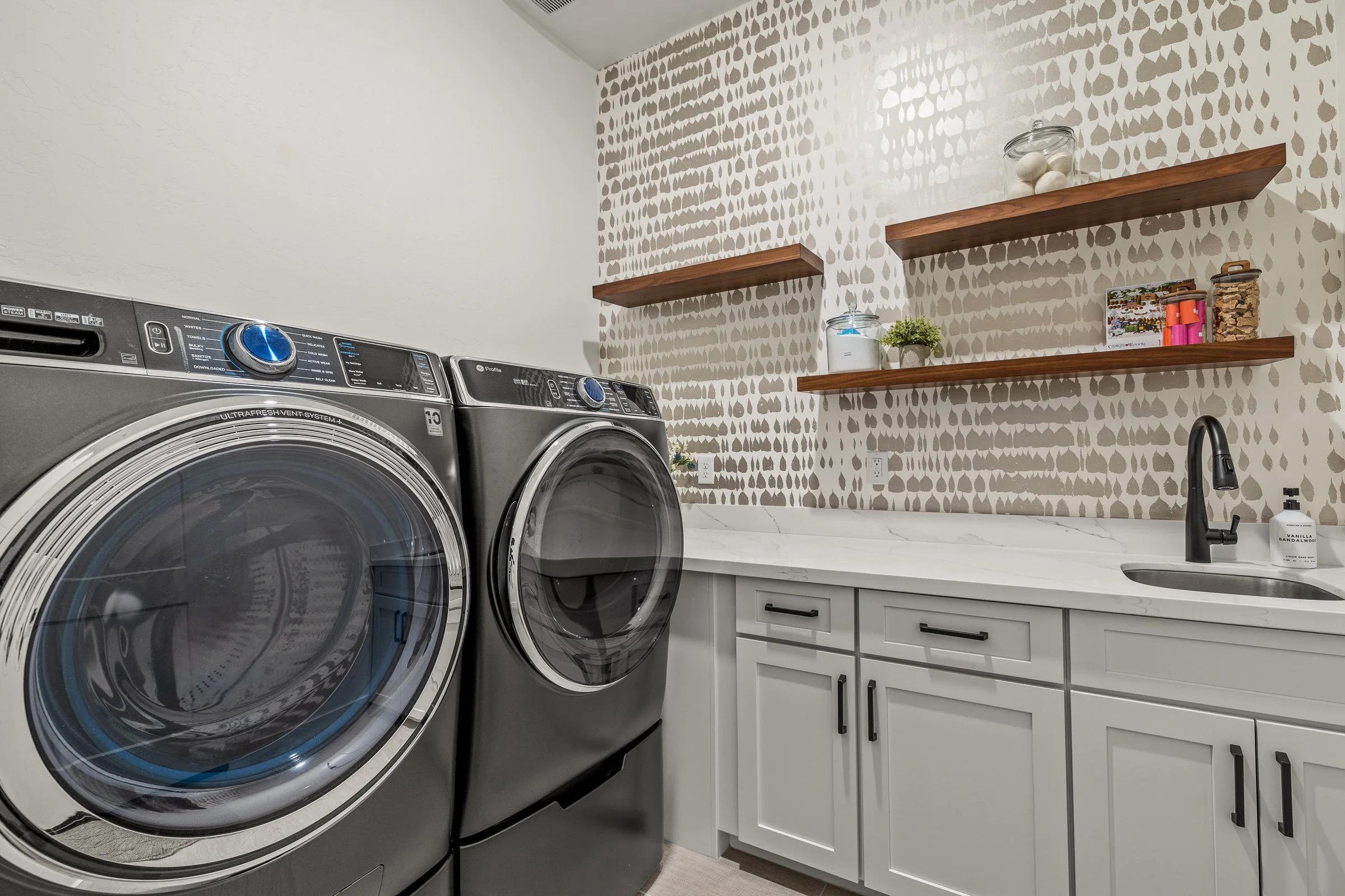 2595 S Cottonrose Ln-51.jpg