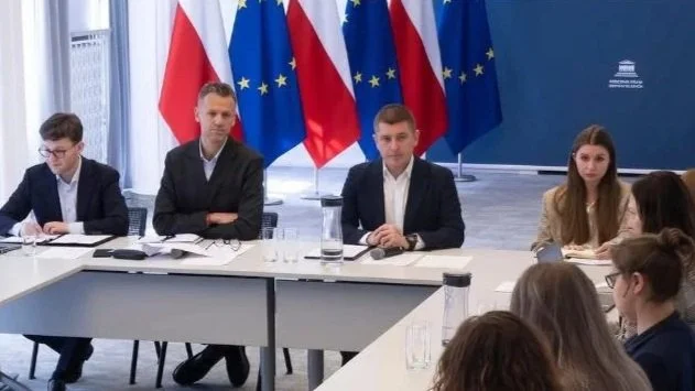 Ochrona praw migrantów i uchodźców: Centralna Rada Romów w Biurze RPO
