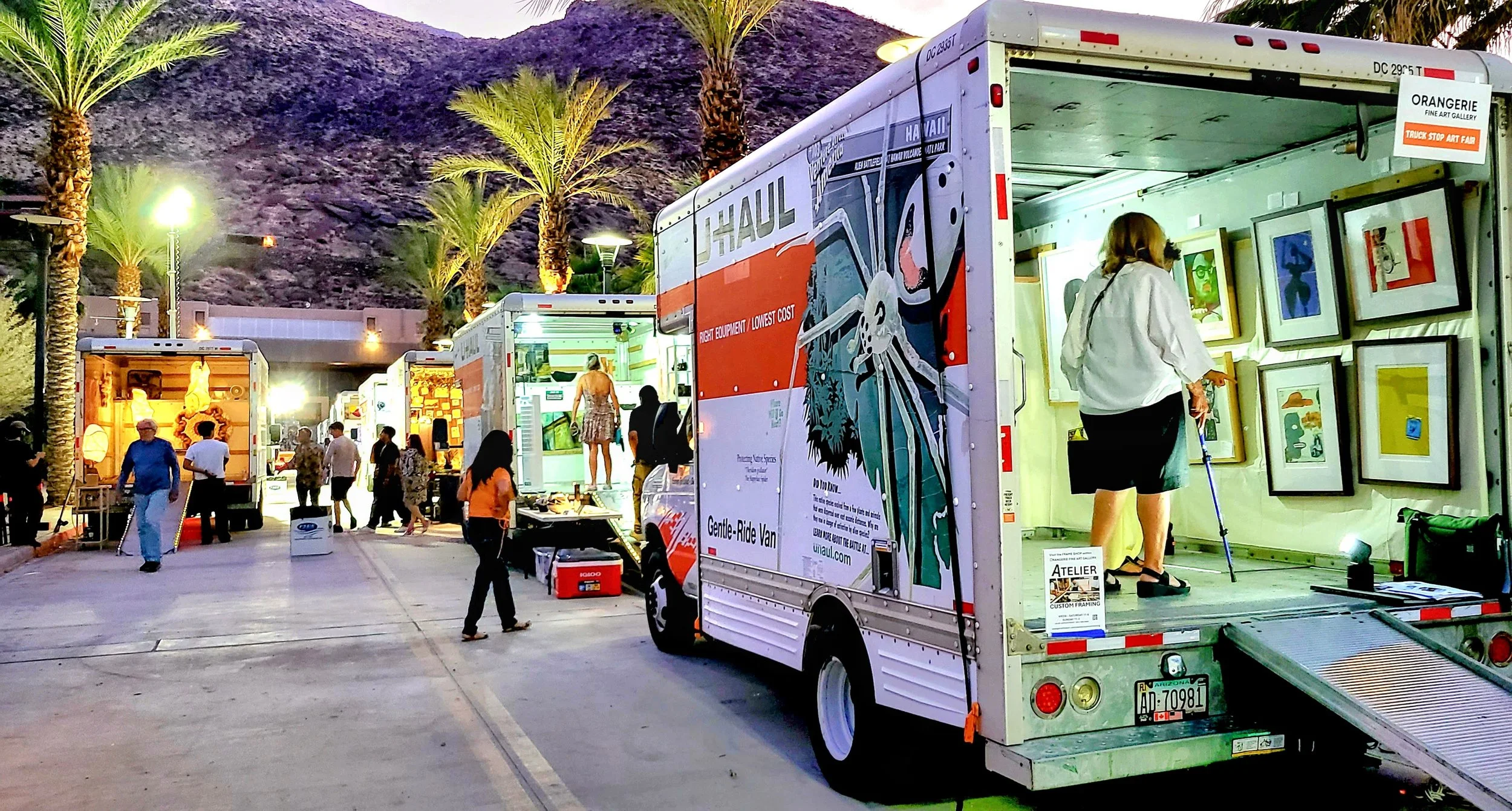 TheLoftsArtDistrict-PalmSprings-California-ORANGERIE-Fine-Art-Gallery-5.jpg