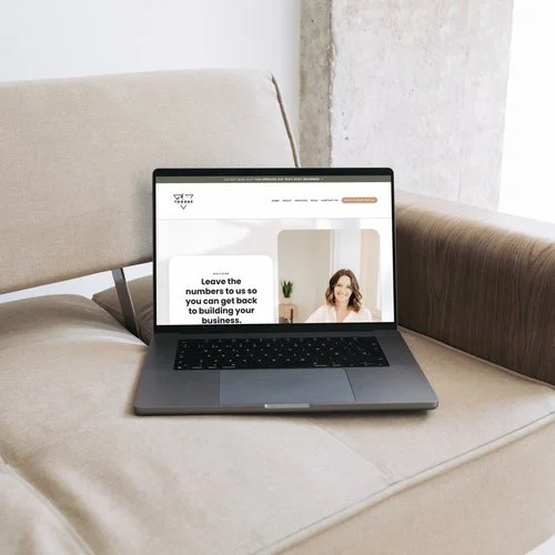 A brand strategy consultant's website displaying services for brand marketing and development.