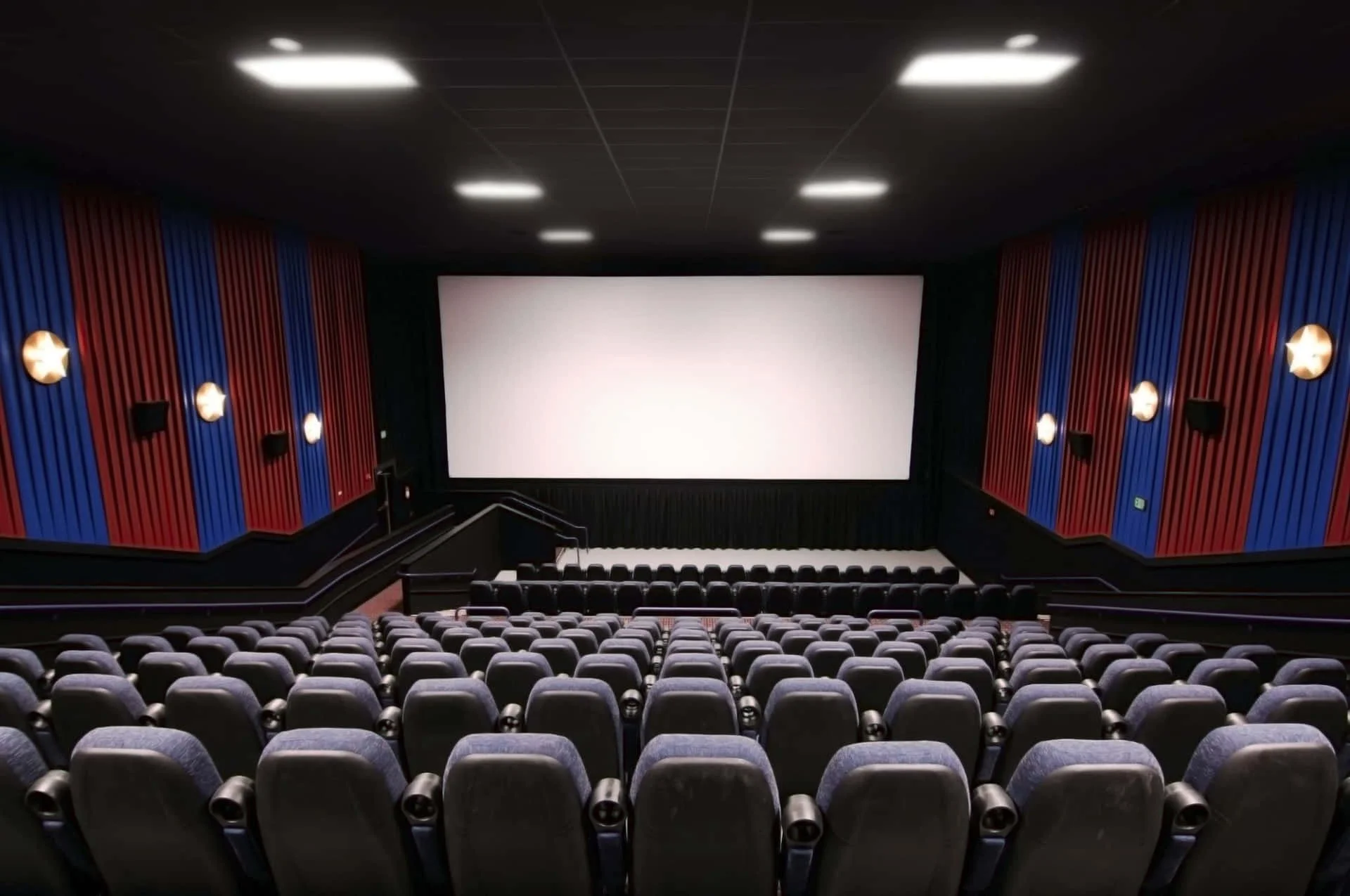 movie-theater-pictures-itv2fyqylv6mex00.jpg