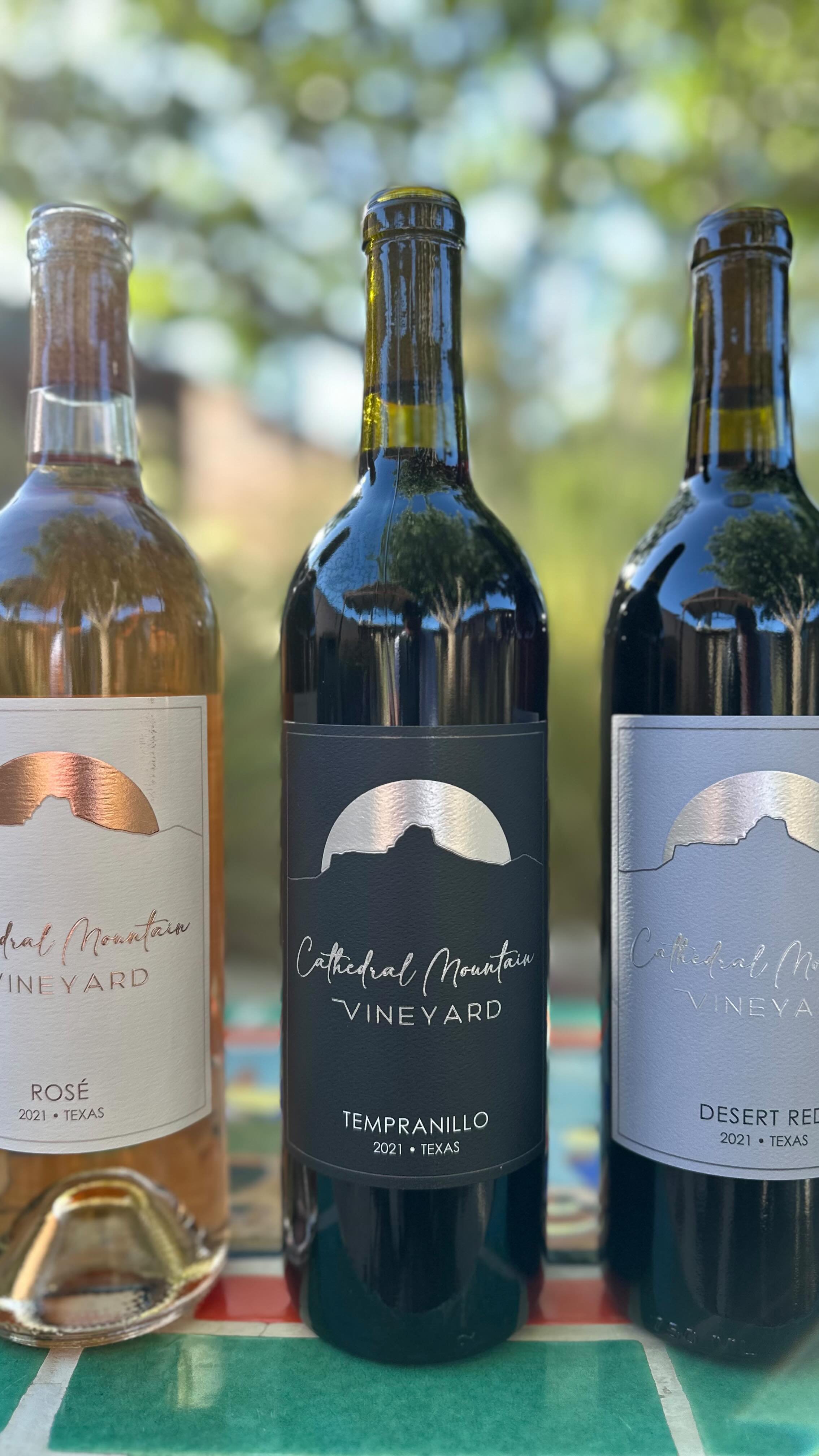 Thank you to everyone who came to support us at this years Spirits of the West Fest in Alpine, Texas. We loved sharing our high desert Texas wines with each of you!
Experience Far West Texas with every sip!