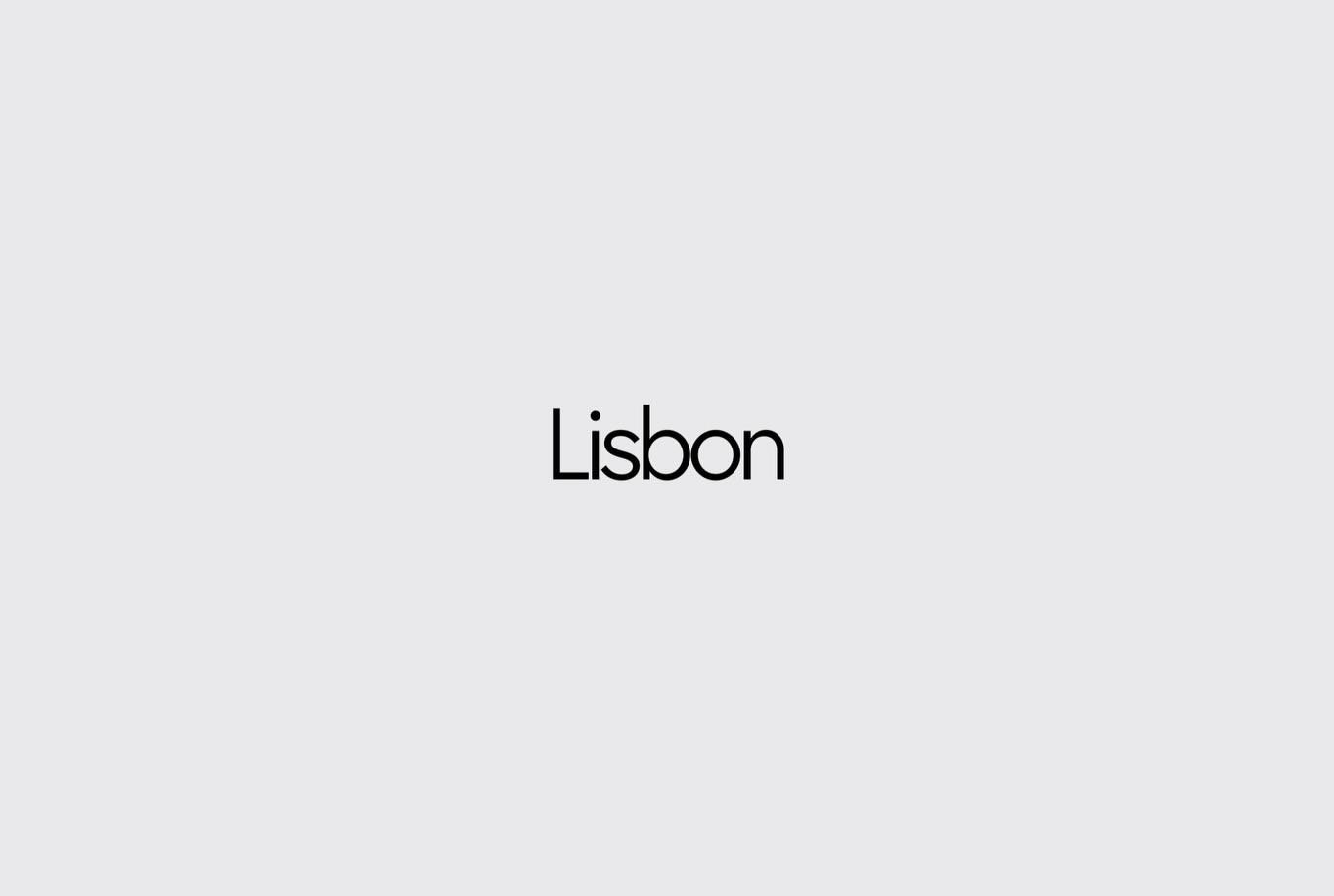 How important it is to capture your family all together on a trip to the city is Lisbon. It&rsquo;s something truly special, something that deserves to be frozen exactly as it happened. No staged poses, no forced smiles&mdash;just real moments and ge
