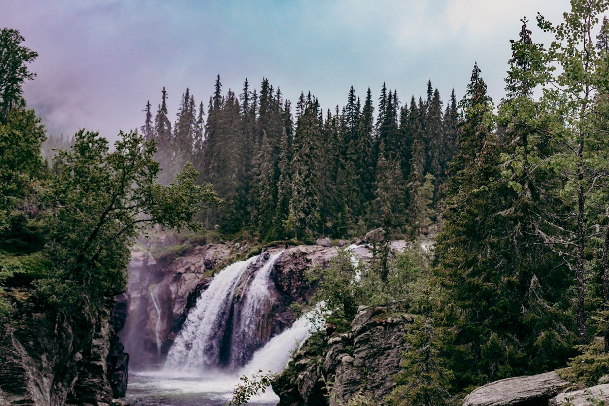 Kat and Marius_waterfall_ EDITED_WEB5V7A27672019.jpg