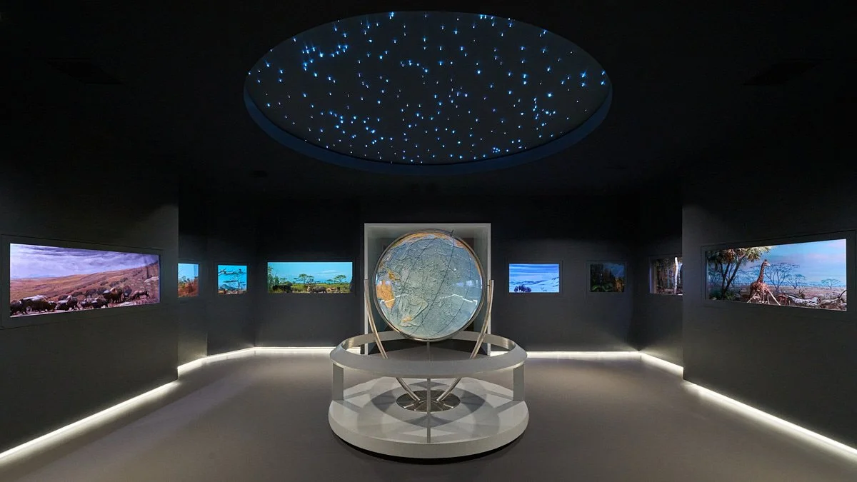 260724_StudioHAU_BerkshireMuseum_WorldinMini_5330_F_samcornwallstudio.com_1200px.jpg