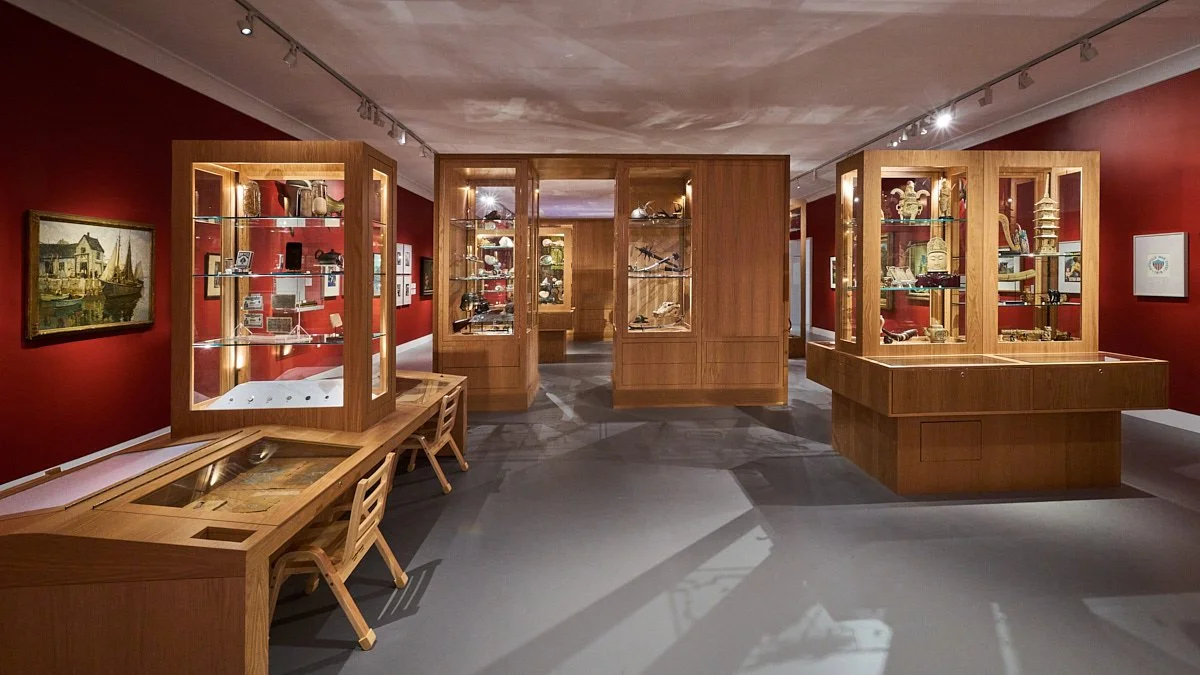 260724_StudioHAU_BerkshireMuseum_CabOfCur_0494_F_samcornwallstudio.com_1200px.jpg