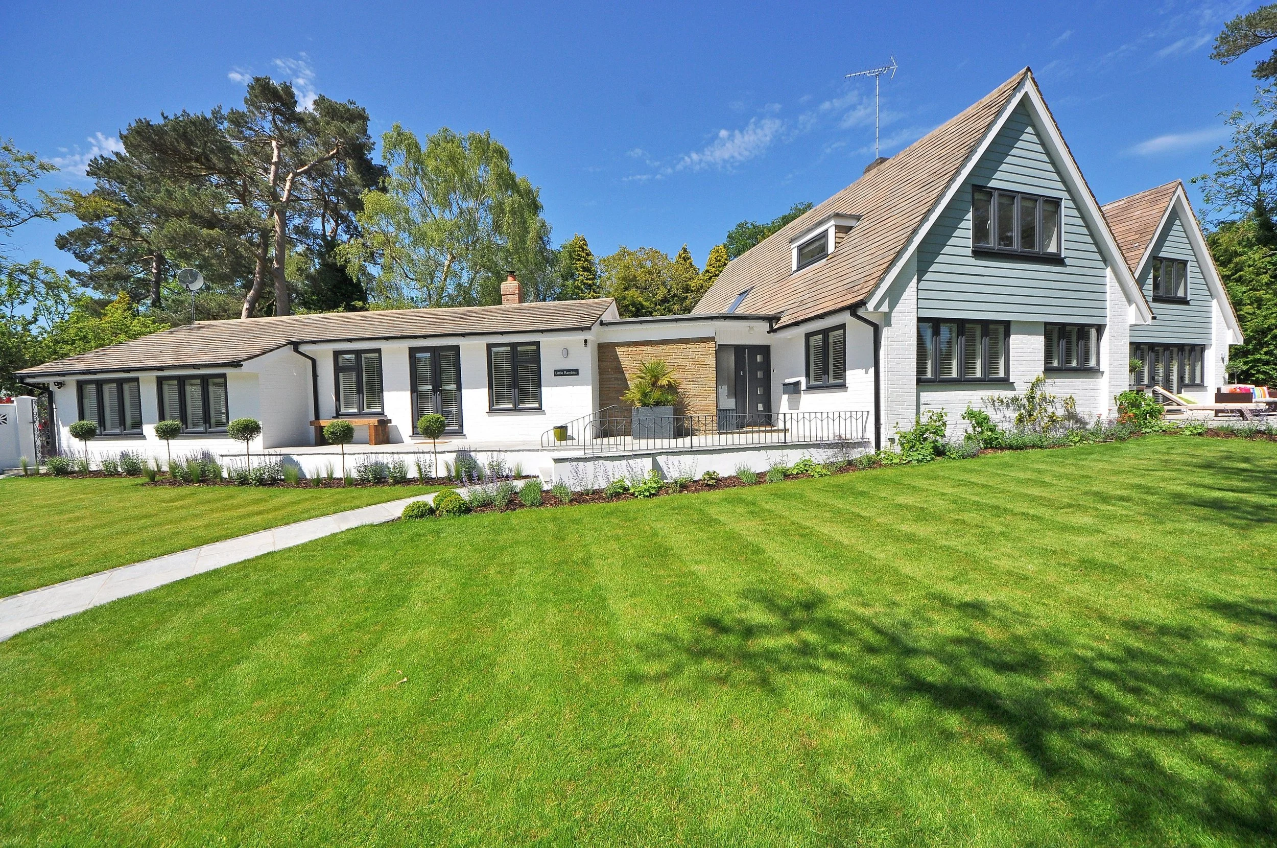 Can You Offer Below Asking Price on a Santa Cruz County Home That Needs Repairs?