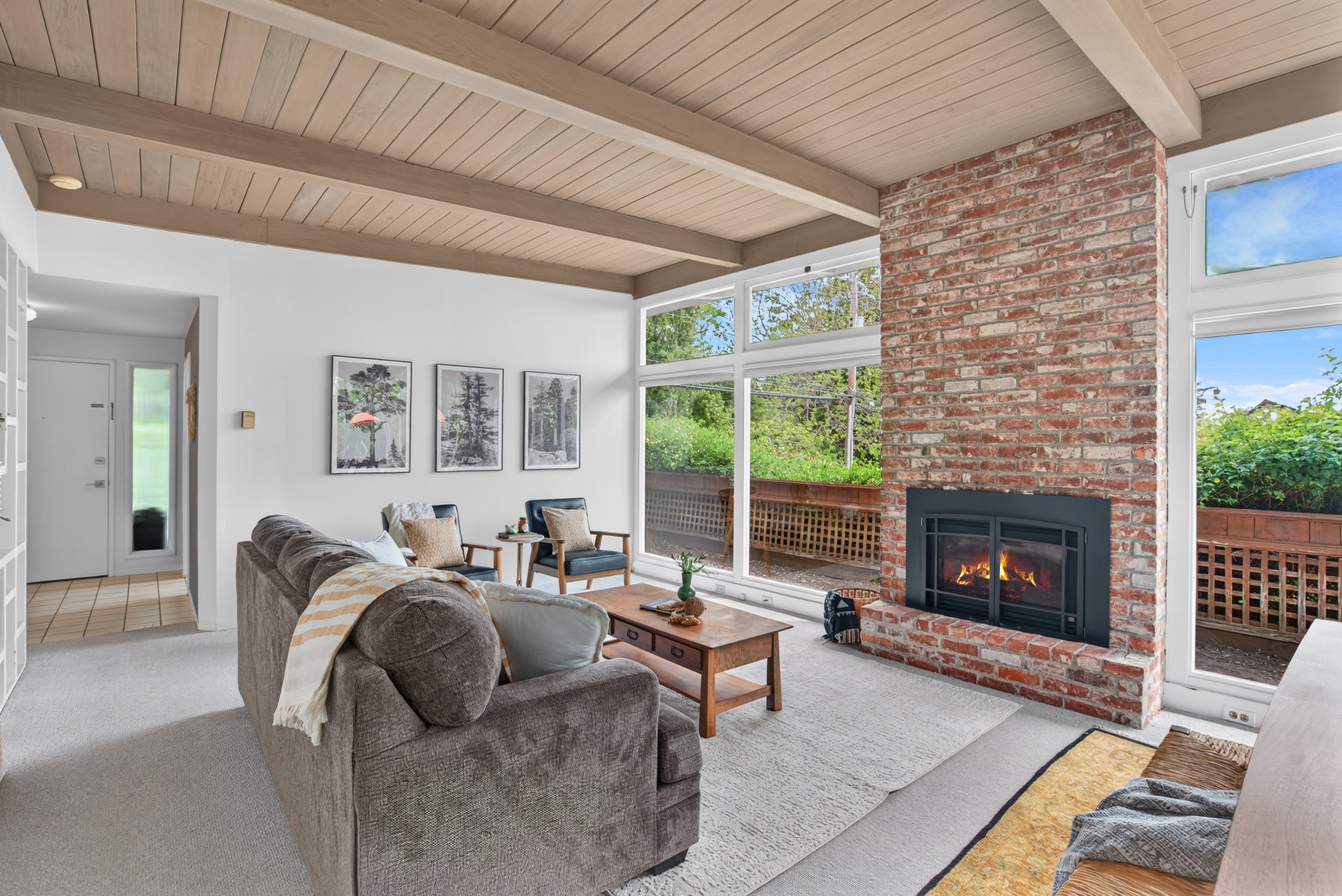 05-Needs Red Glare.jpg