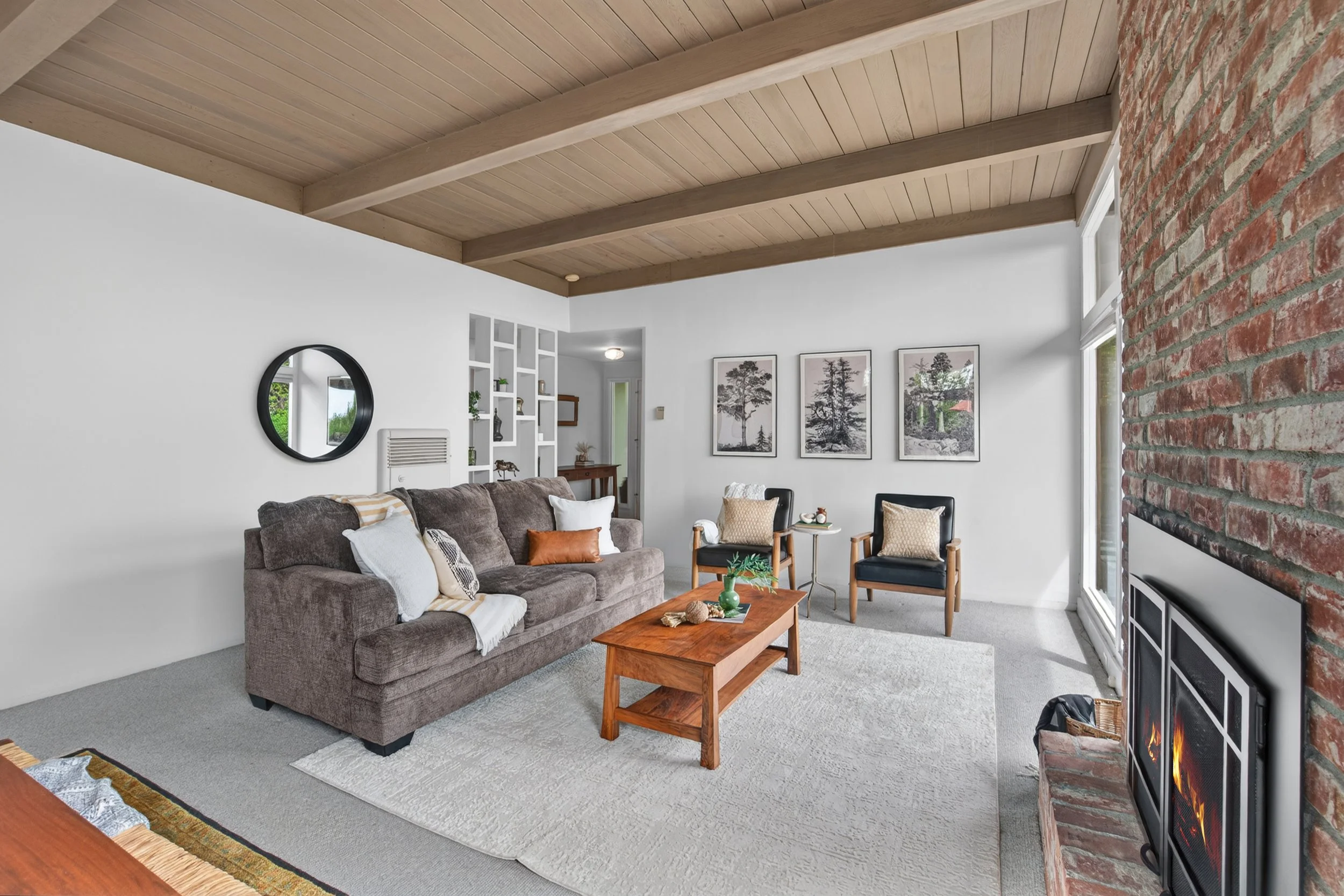 07-Red Glare _Carpet.jpg