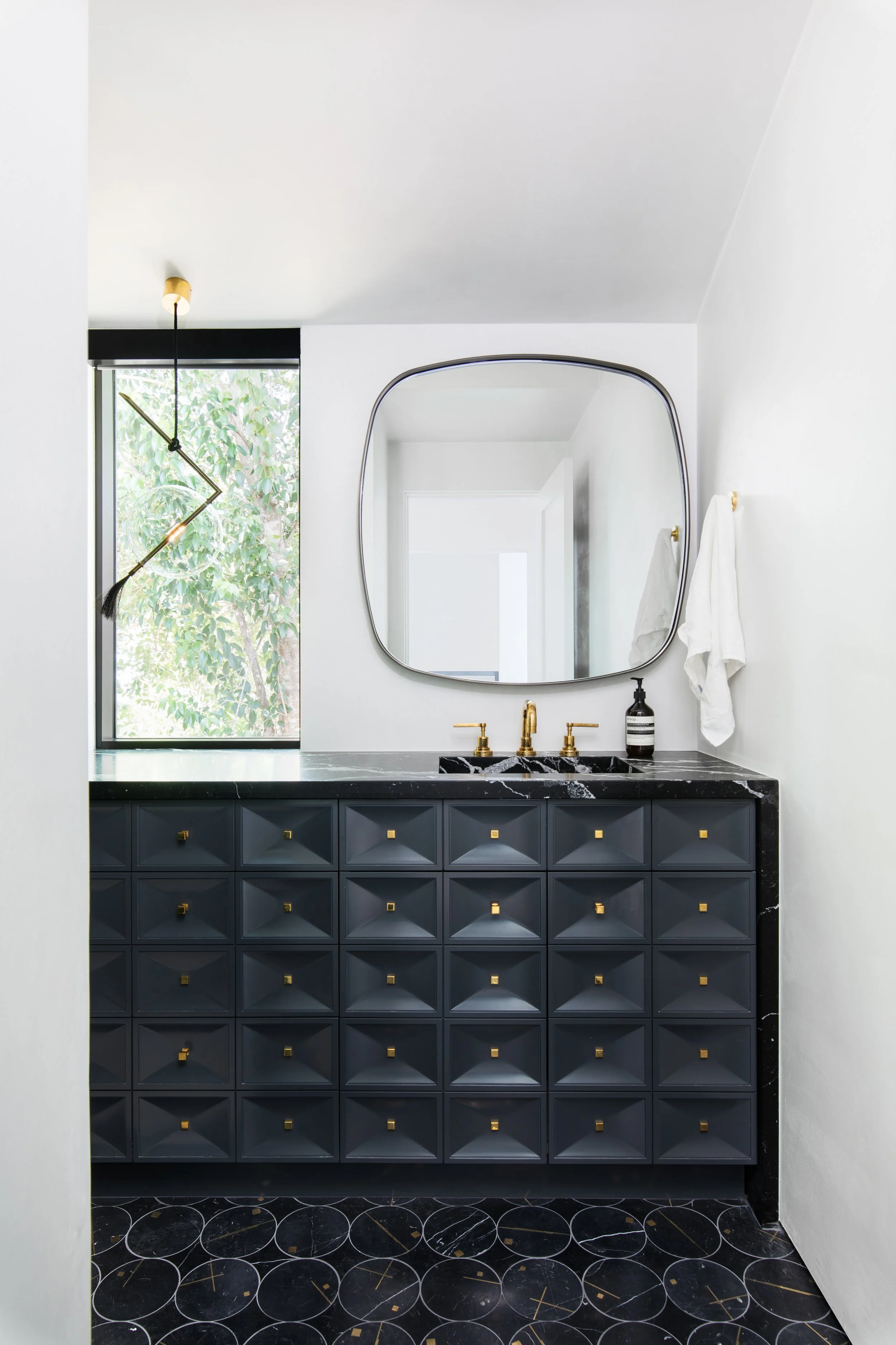 Stay Bungalow_Austin_TX_Elizabeth Krueger Design_59.jpg