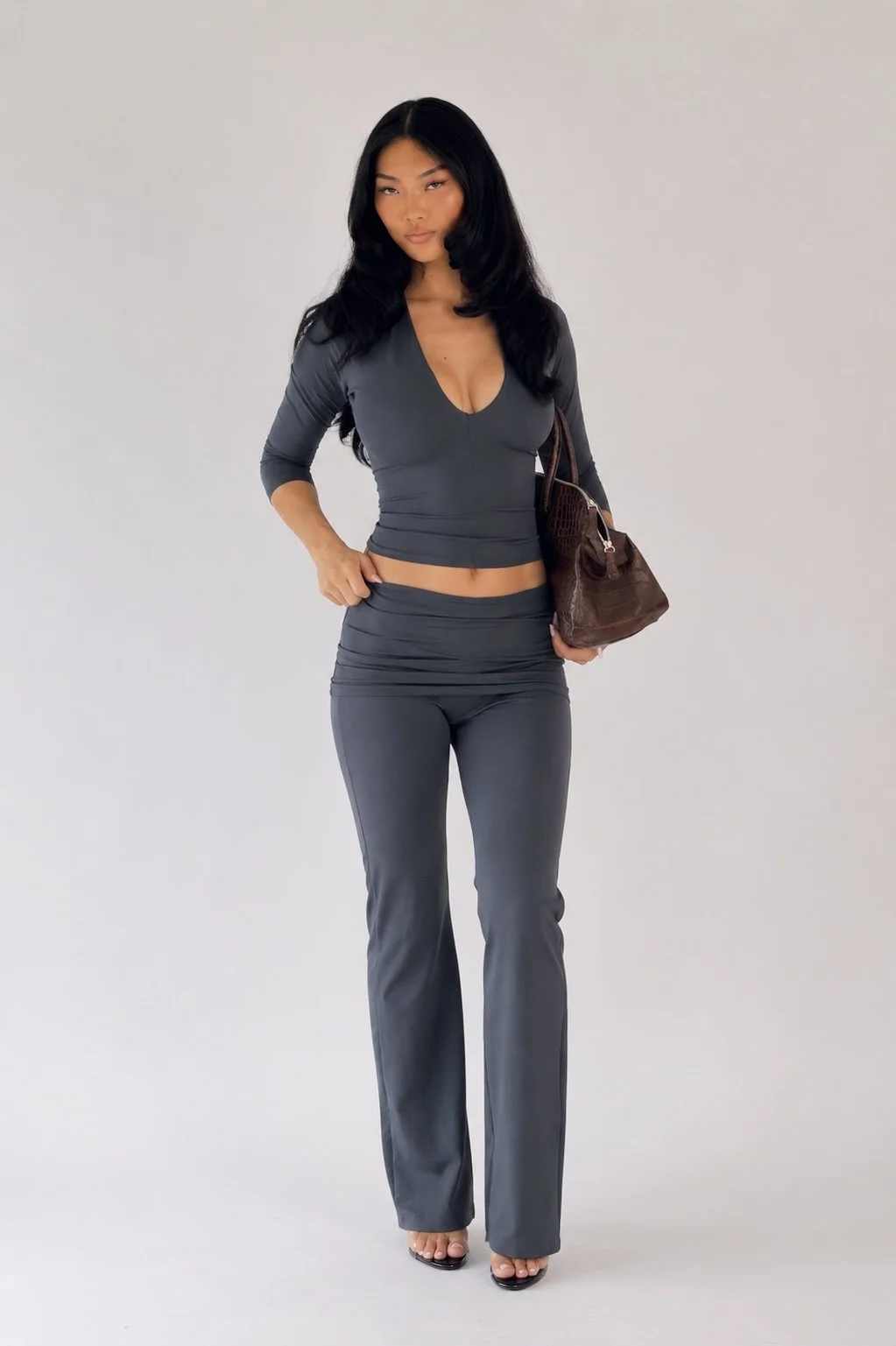 THE SOFT TAILORED TROUSERS  - CHARCOAL
