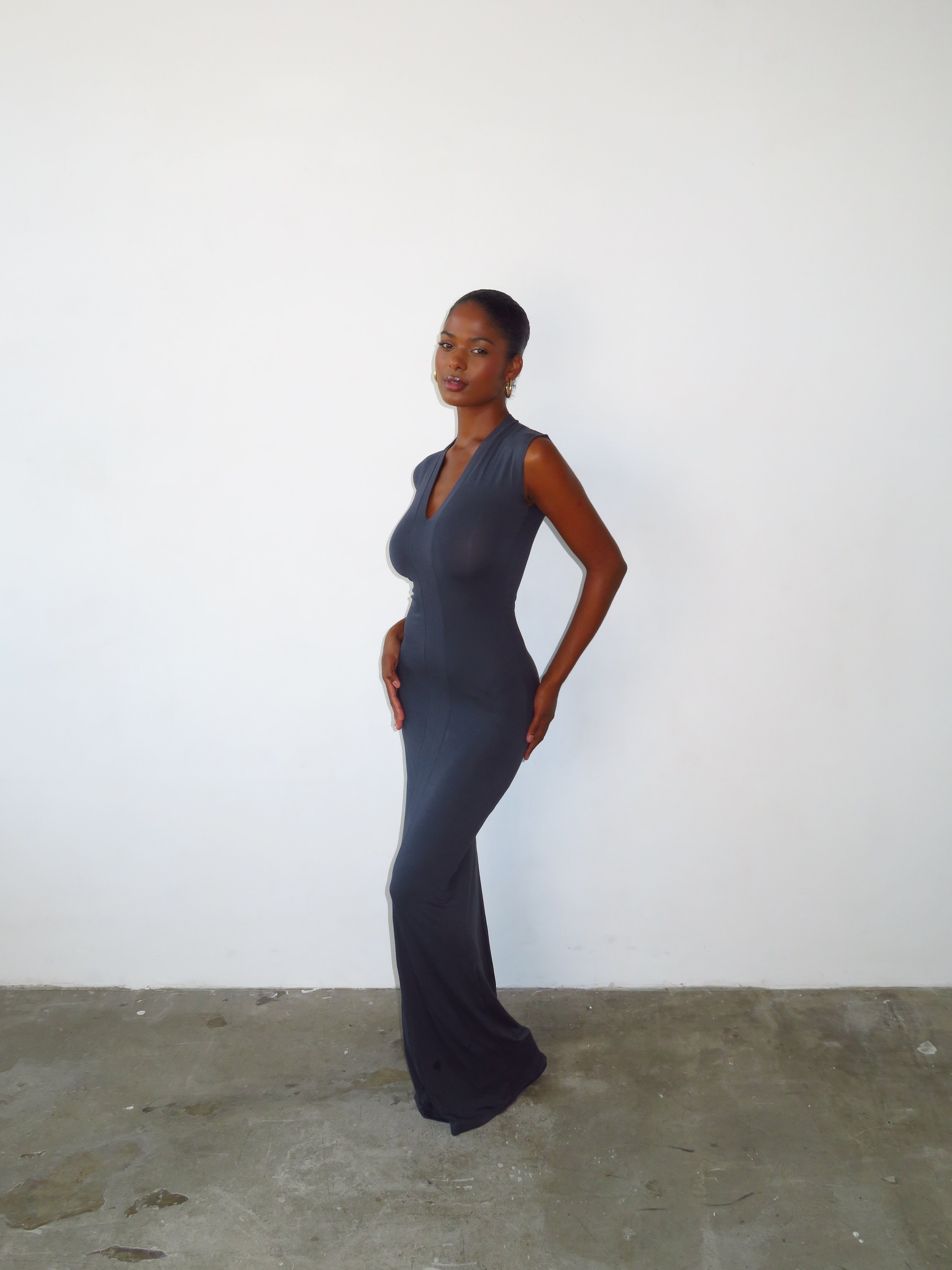 PLAT GREY MAXI3.JPG