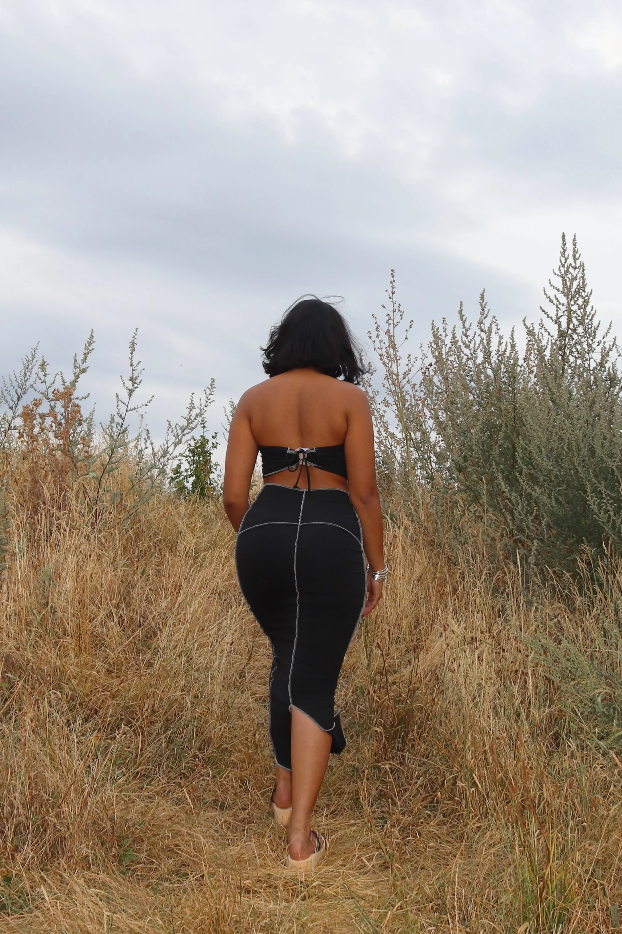 GAIA BLACK SET 4.1.jpg