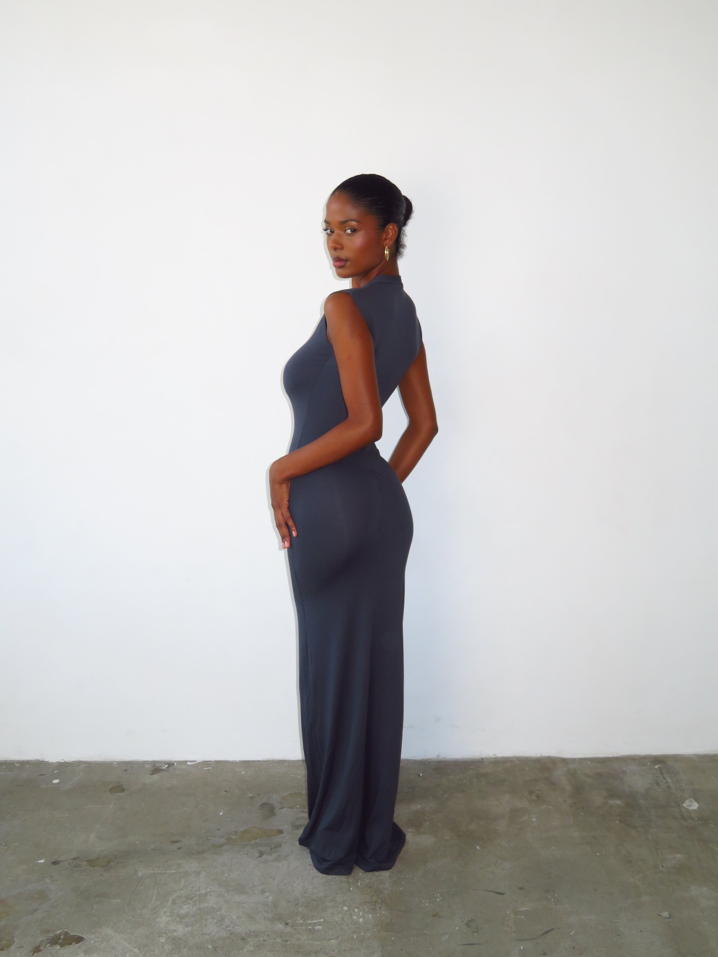 PLAT GREY MAXI6.JPG