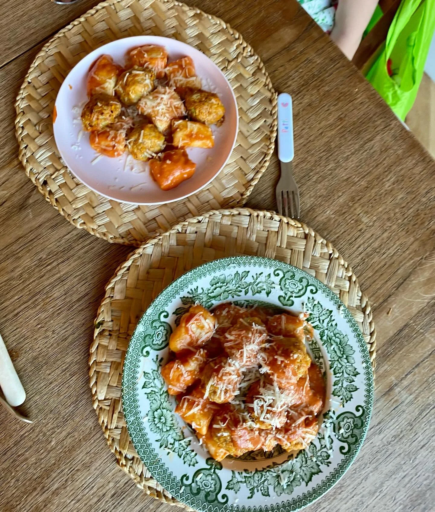 Every month, we spend a day cooking in the Mother & Baby Unit at HMP Bronzefield, Europe’s largest women’s prison. The purpose of the session is simple: to give the women serving their sentence on the unit a chance to cook and eat fre