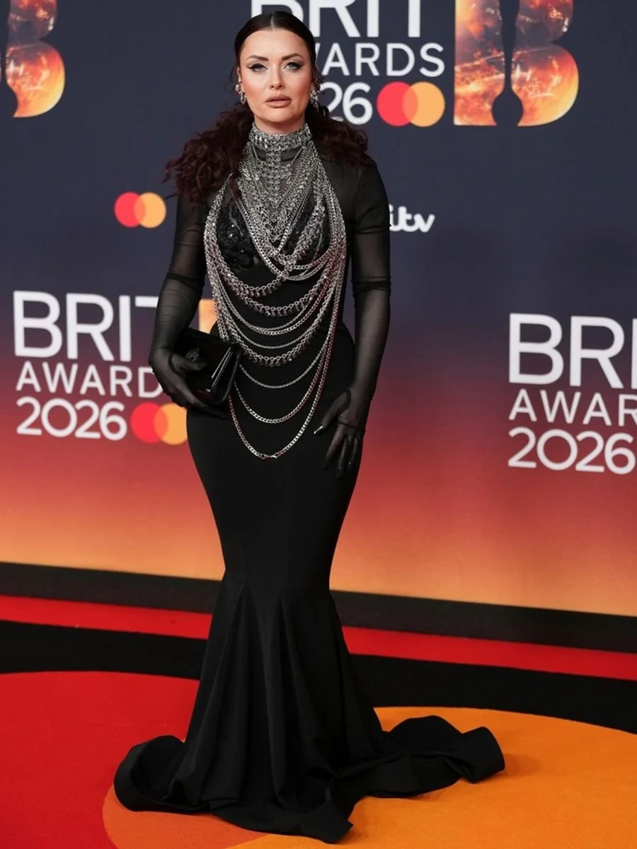 Thrilled to be part of @shonabmx @brits debut⭐

Styled by the amazing @edenloveseeclark_stylist

Assisted by me &amp; @tomxbolton. 

Dress: @liastubllaofficial
Jewellery: @frances_o &amp; @alexisbittar
Bag: @kurtgeiger

Makeup- @armandbeasley
Hair- @