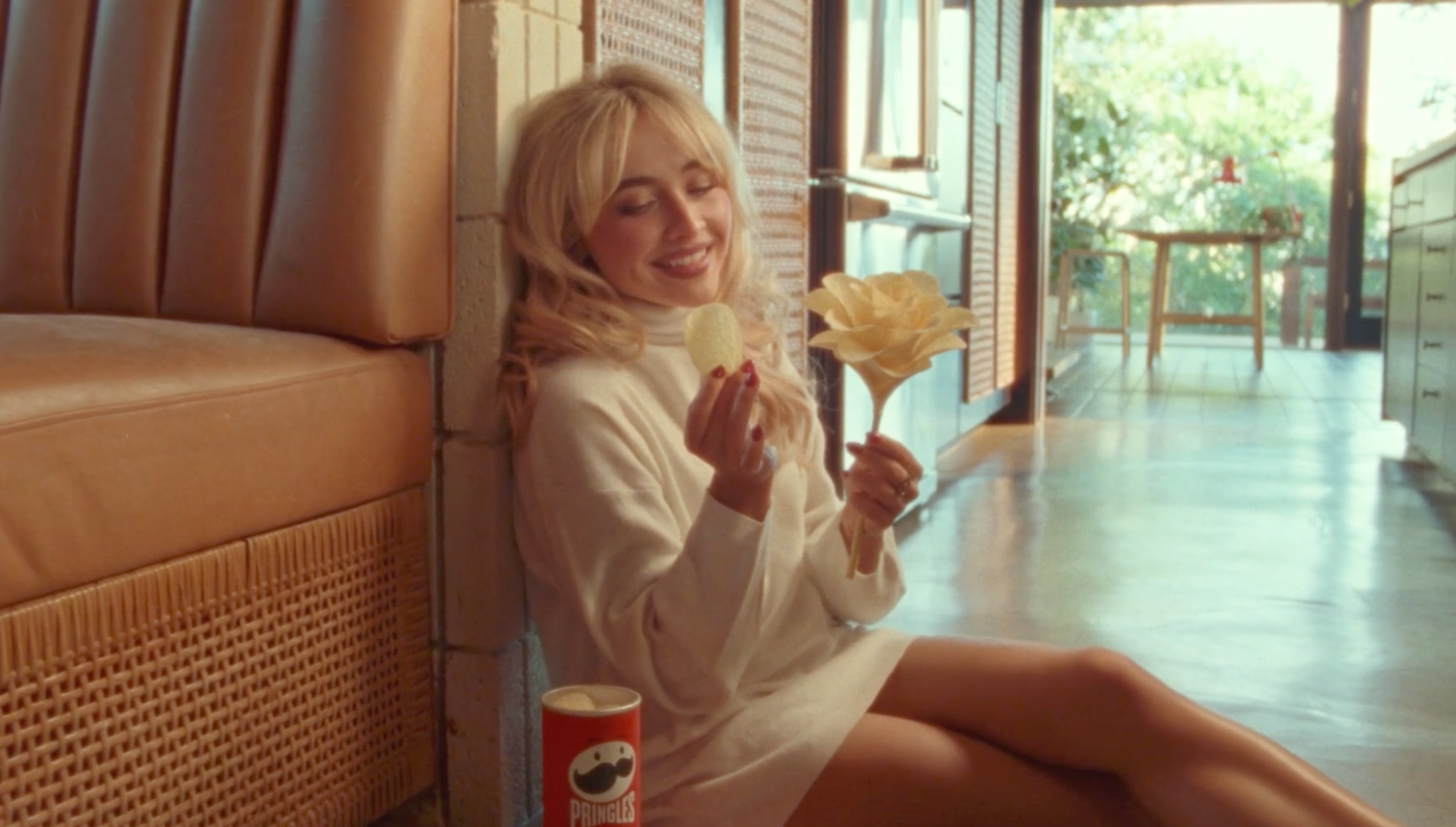 PRINGLES - "He Loves Me..." - :15
