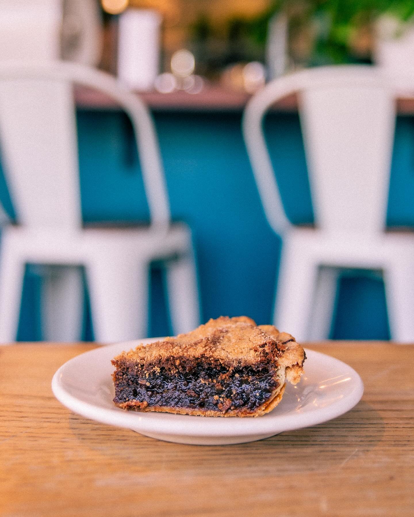 Shoofly Pie is here!!
&bull;
A Pennsylvania Dutch pie made from molasses! it has a gooey, rich molasses filling spiked with coffee, with a brown sugar cakey layer on top. A sweet, tasty treat that we don&rsquo;t make too often, so definitely come by 