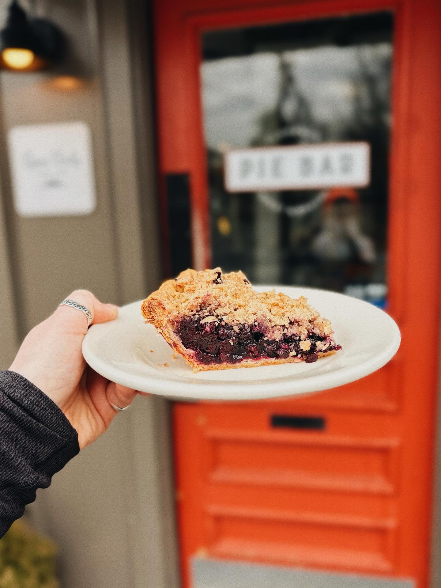 Feeling like blueberry pie weather, folks 🙌
&bull;
Tomorrow is the last day to get your Easter orders in! Orders will close at 6pm Thursday!