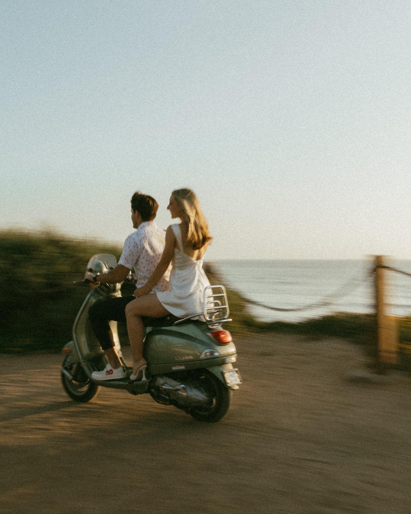 Pt. 1 - S &amp; P engagements @ the cliffs ❤️&zwj;🔥 These two cuties are getting married in Italy next year so they brought their Italian Vespa vibes to the beach for their engagements, 10/10 recommend making your engagements feel like you, these we