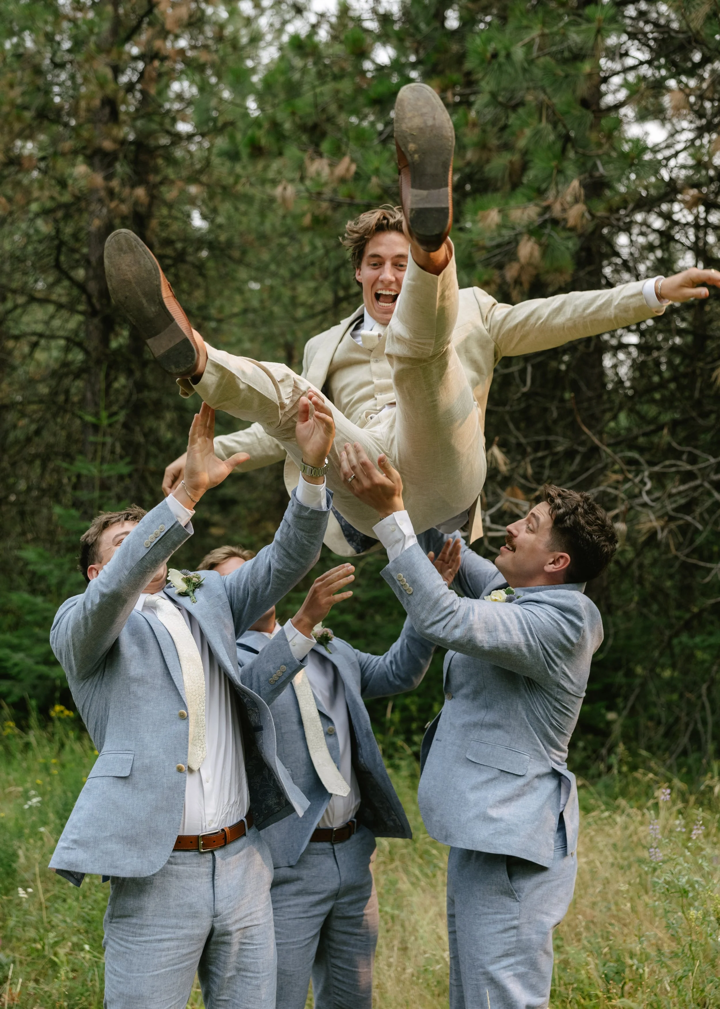 idaho wedding photographer_ bride and groom