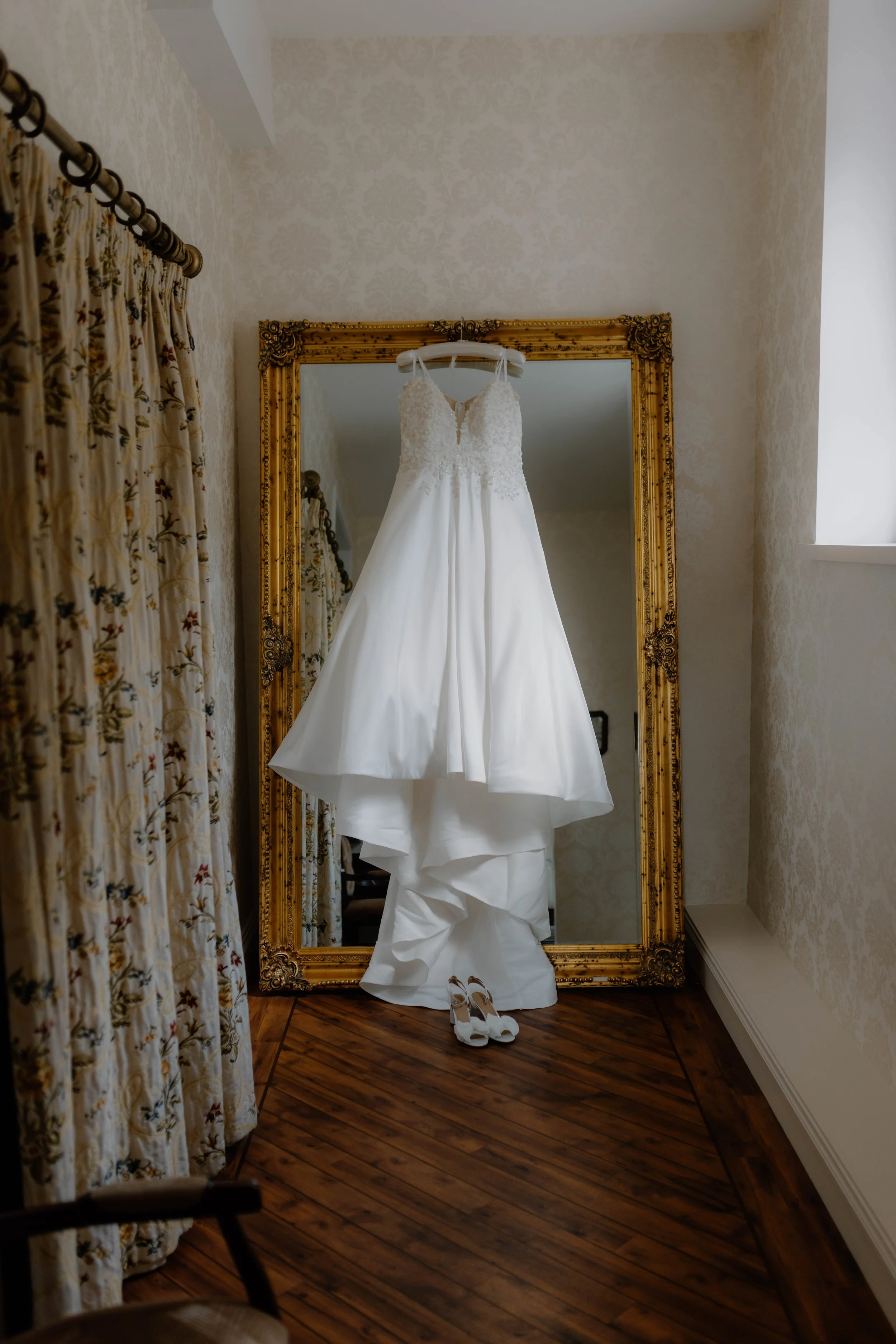 K&A - Wedding Day-11.jpg
