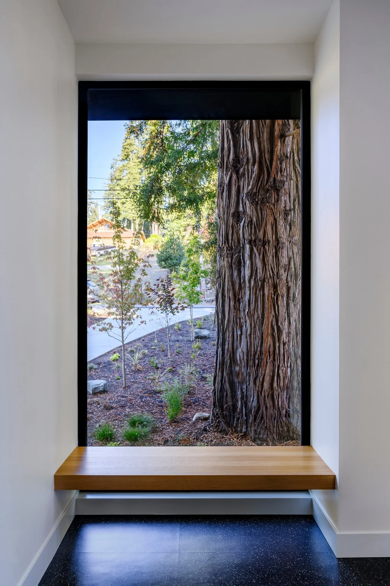 lantern-house-091725-0912-web.jpg