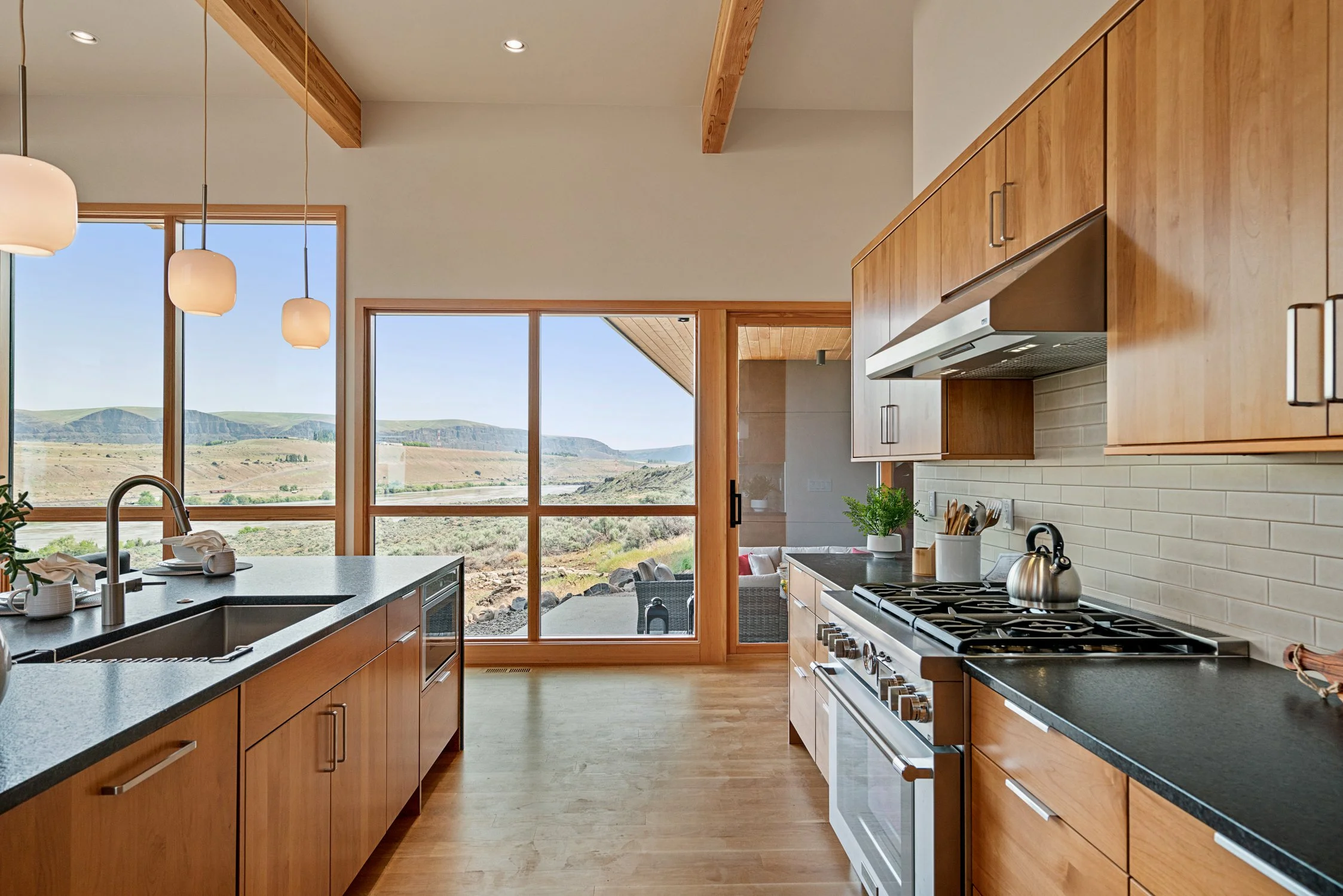 671 Ravens Home Lane interior-7.jpg
