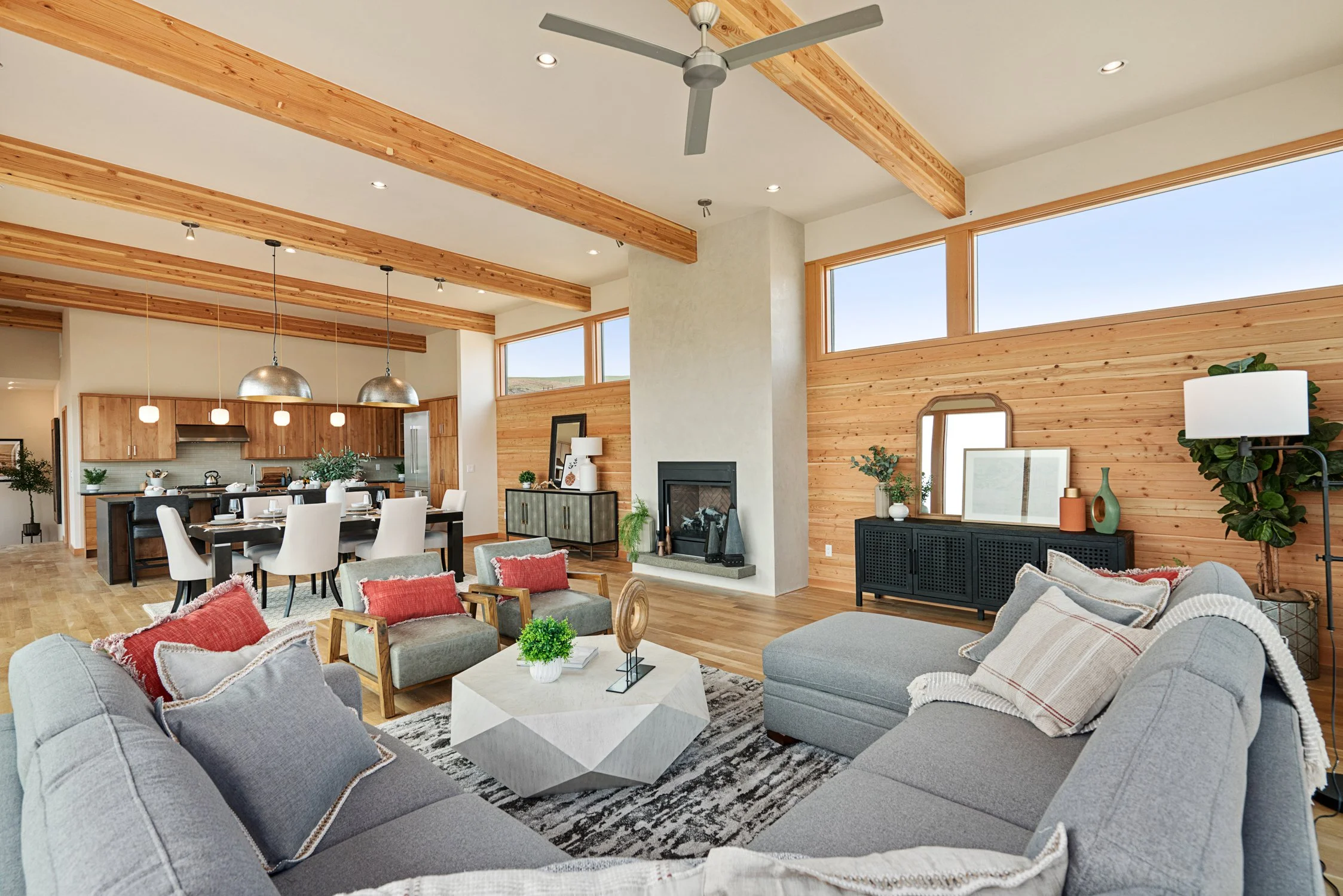 671 Ravens Home Lane interior-18.jpg